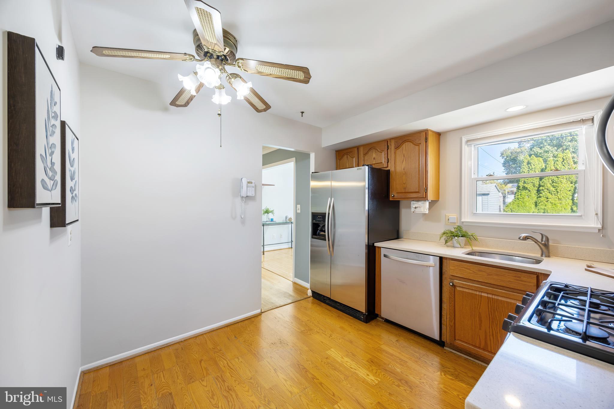 CARROLLWOOD - Residential