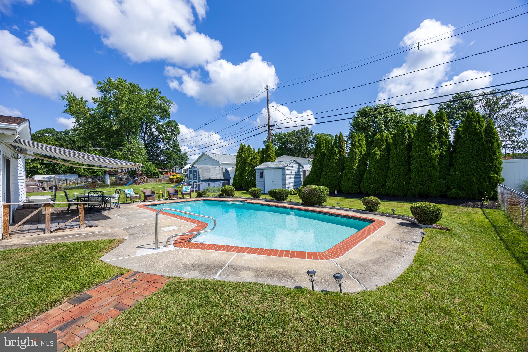 CARROLLWOOD - Residential