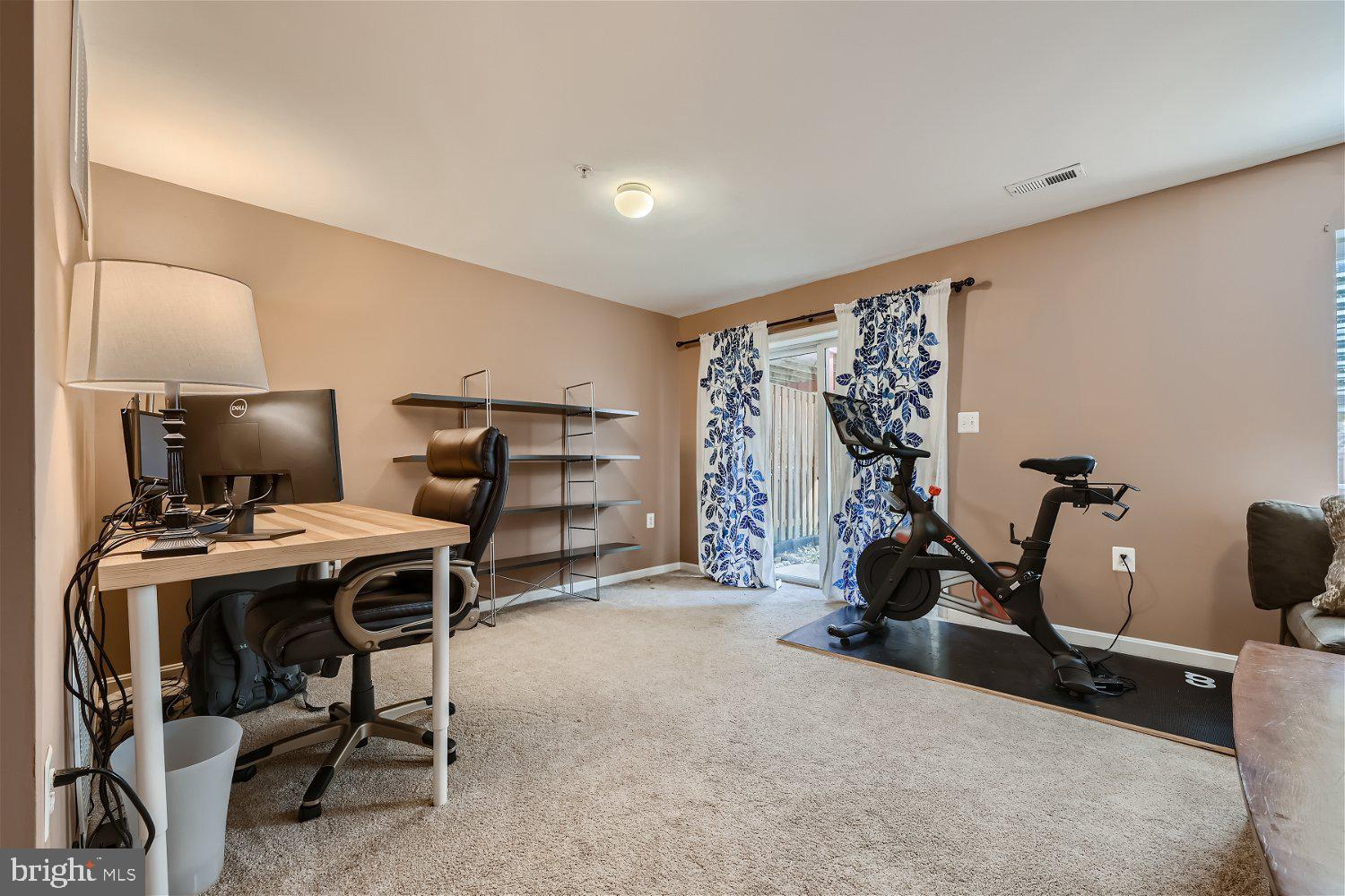 REISTERSTOWN VILLAGE - Residential