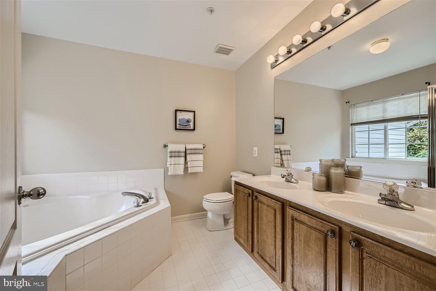 REISTERSTOWN VILLAGE - Residential