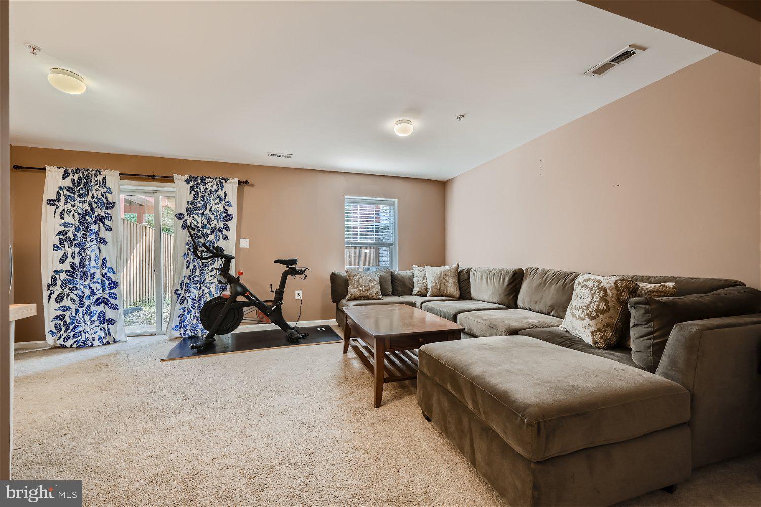 REISTERSTOWN VILLAGE - Residential