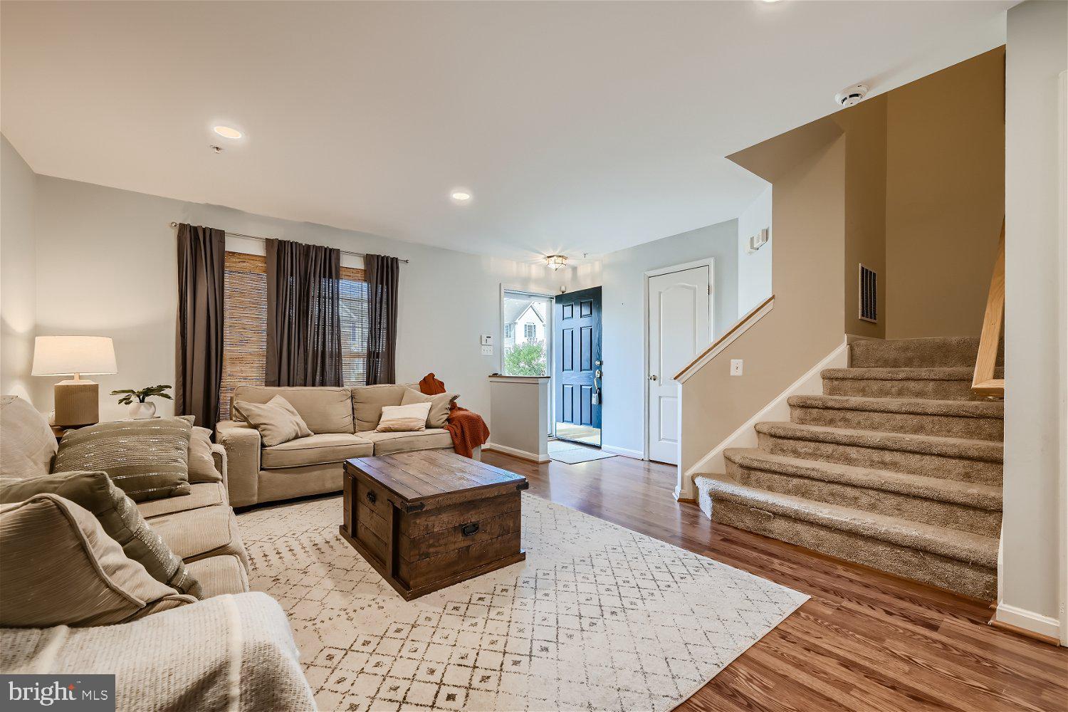 REISTERSTOWN VILLAGE - Residential