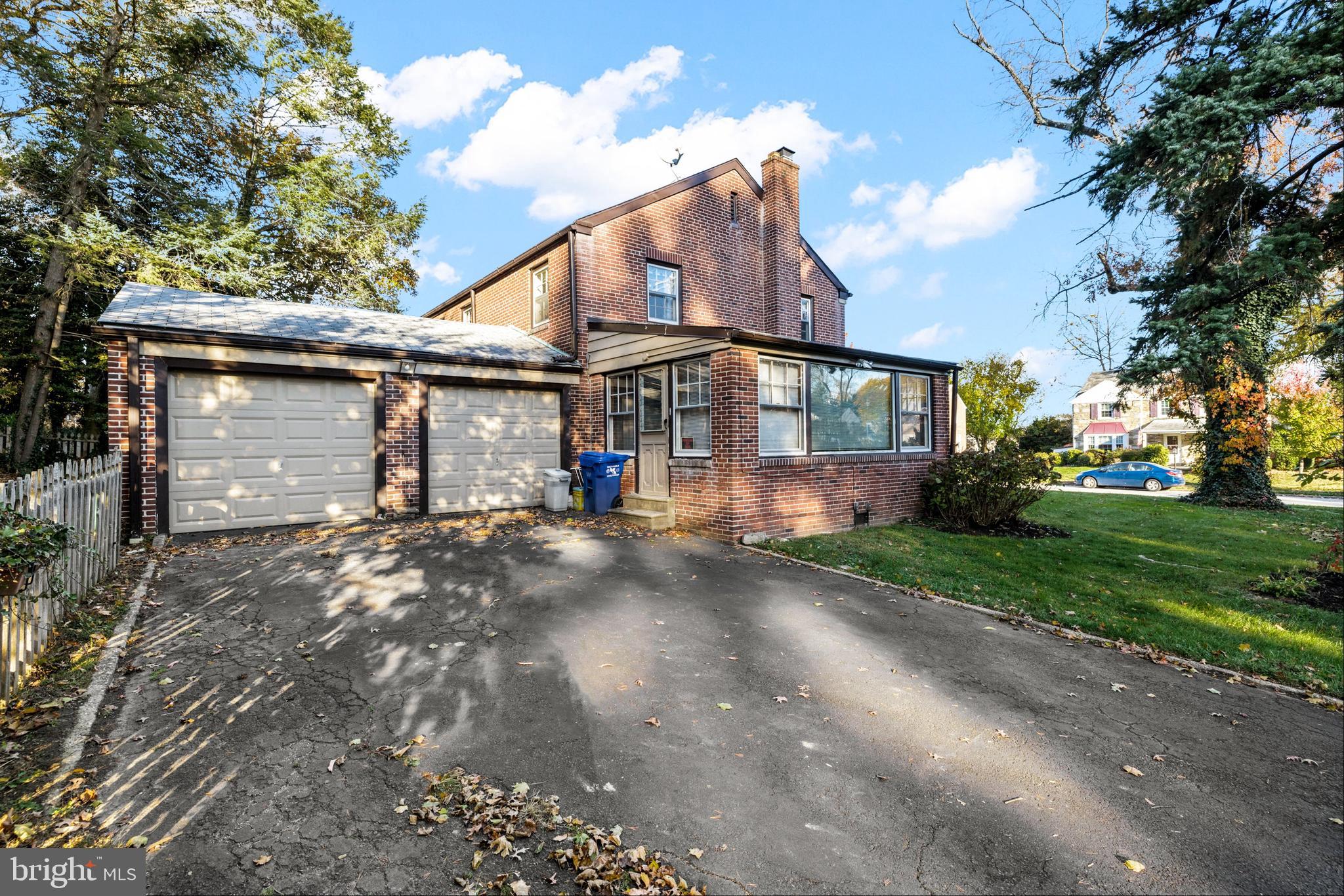OAK LANE MANOR - Residential