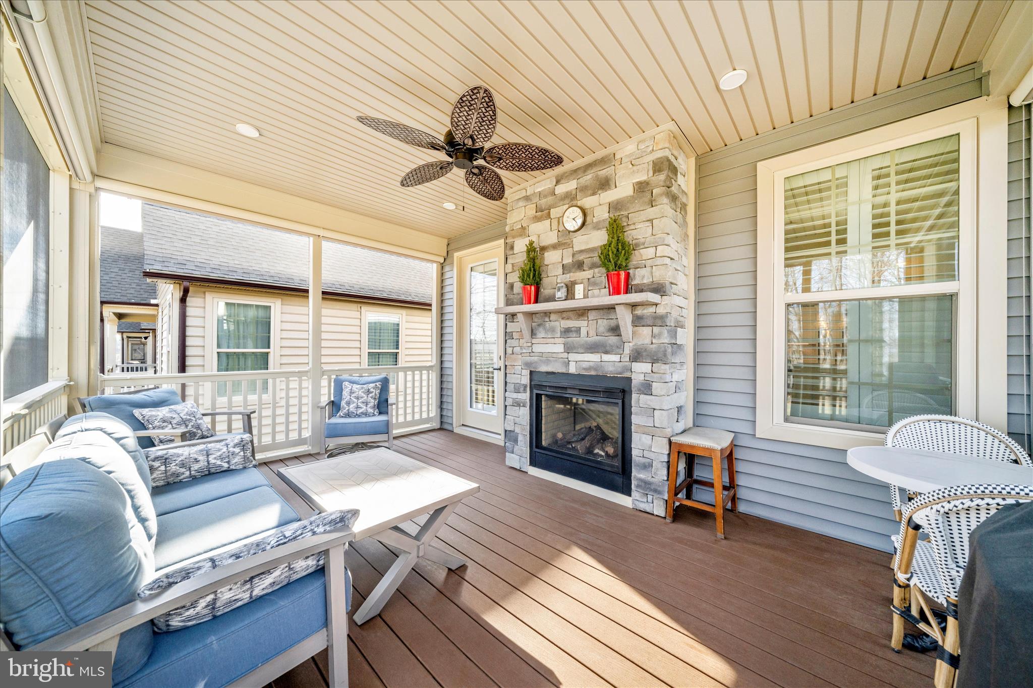 THE WOODLANDS - Residential