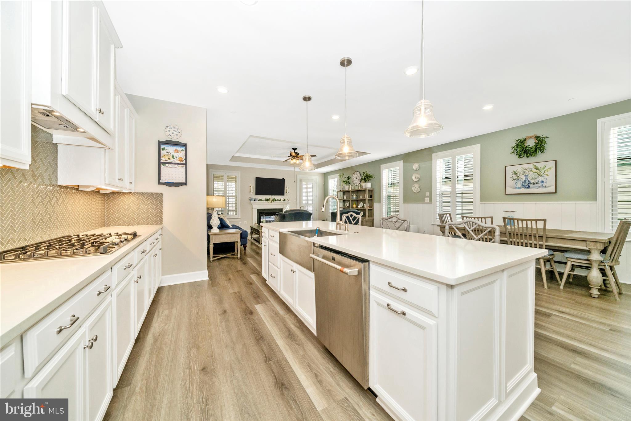 THE WOODLANDS - Residential