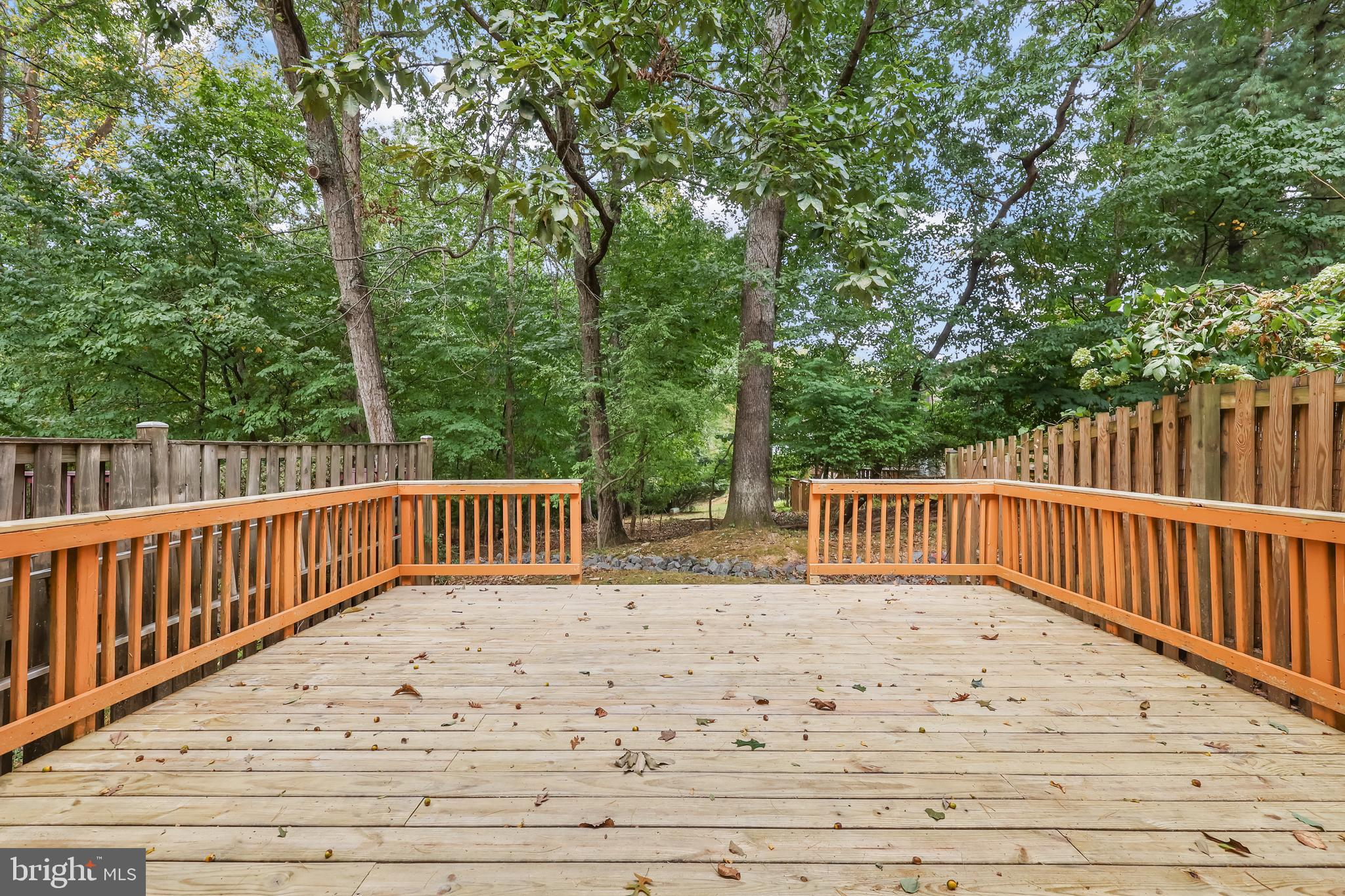 DEEPWOOD - Residential