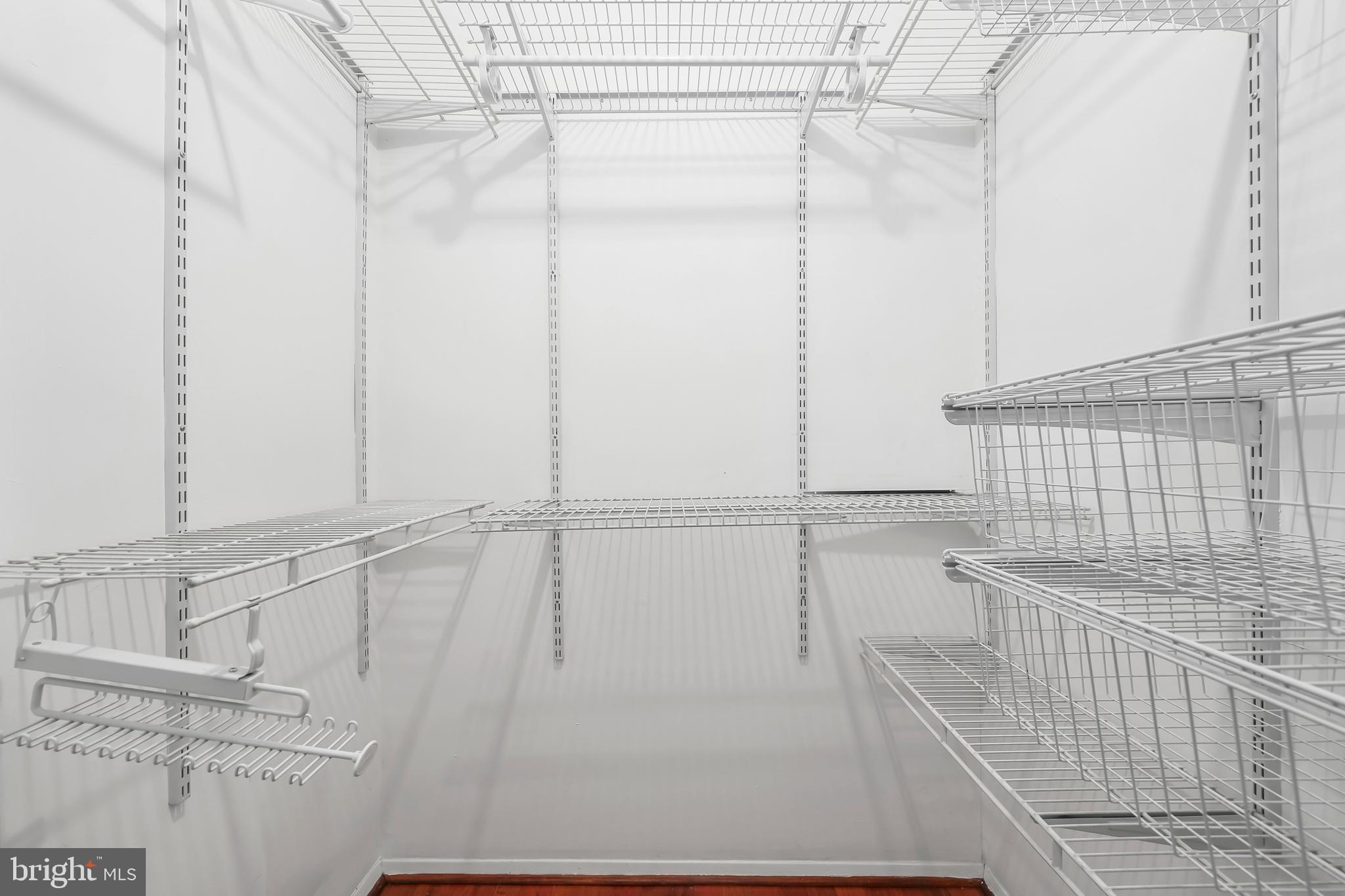 DEEPWOOD - Residential