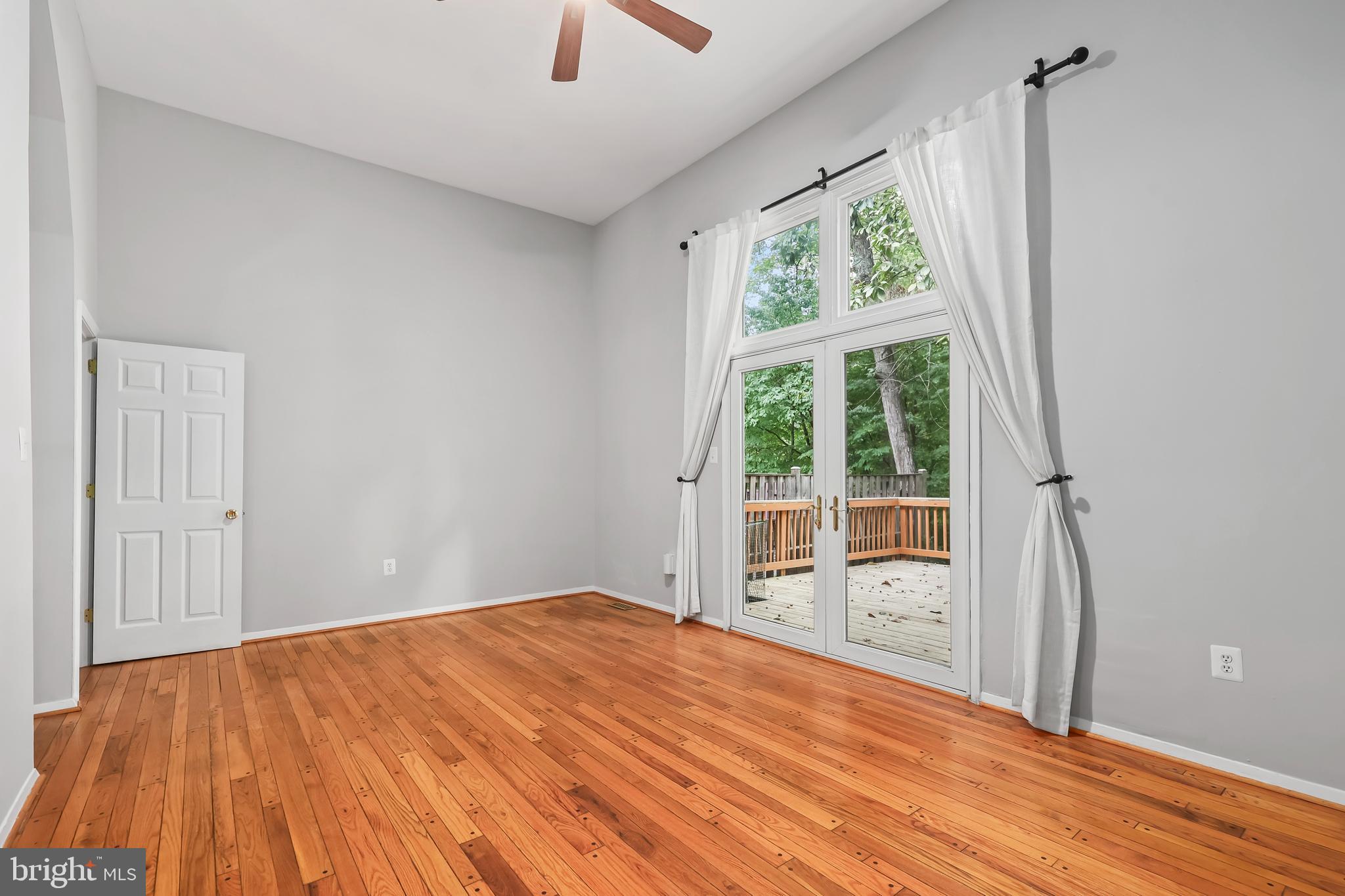 DEEPWOOD - Residential