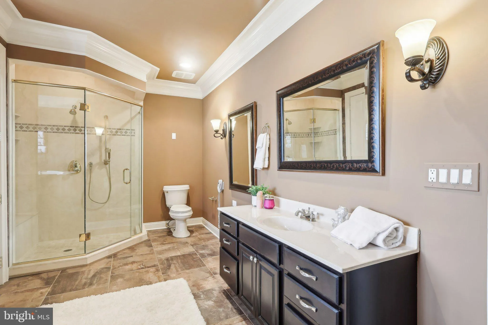 Huntingdon Valley, Pennsylvania 19006, United States, 3 Bedrooms Bedrooms, ,4 BathroomsBathrooms,Residential,Active,89257