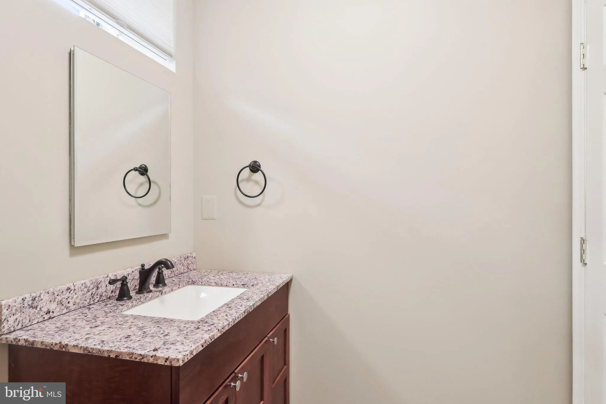 Huntingdon Valley, Pennsylvania 19006, United States, 3 Bedrooms Bedrooms, ,4 BathroomsBathrooms,Residential,Active,89257