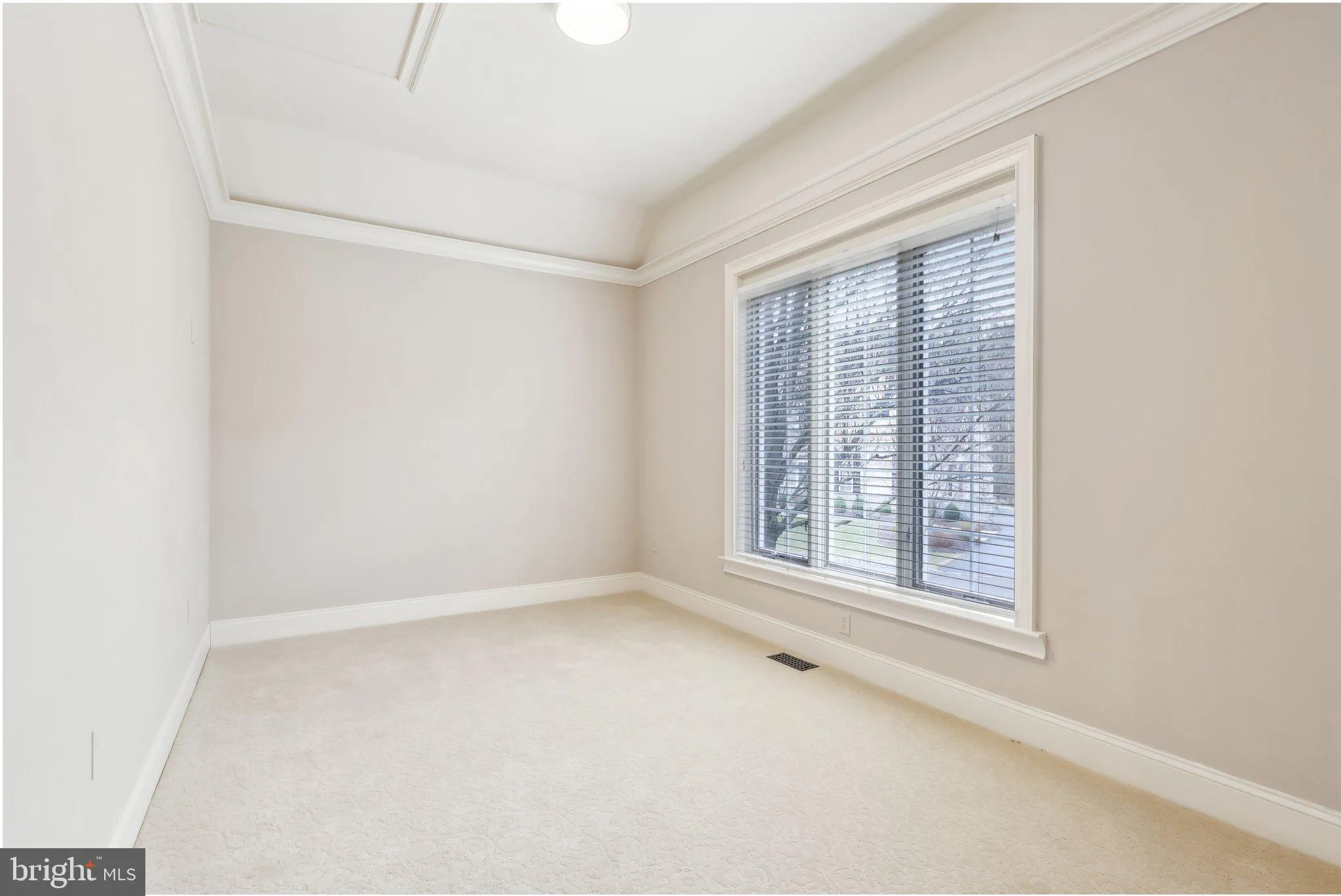 Huntingdon Valley, Pennsylvania 19006, United States, 3 Bedrooms Bedrooms, ,4 BathroomsBathrooms,Residential,Active,89257