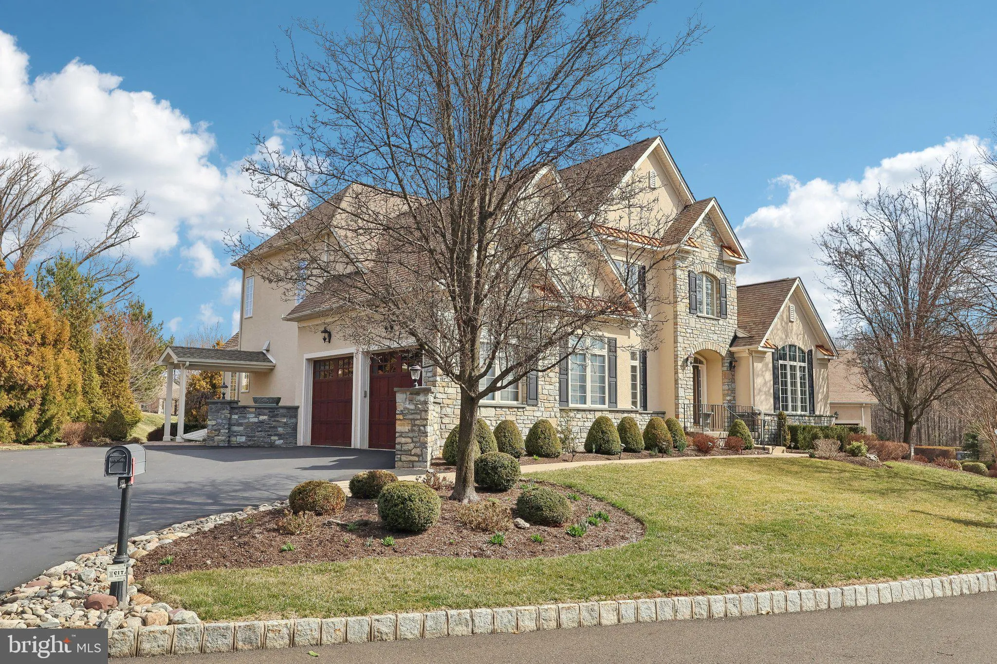 Huntingdon Valley, Pennsylvania 19006, United States, 3 Bedrooms Bedrooms, ,4 BathroomsBathrooms,Residential,Active,89257