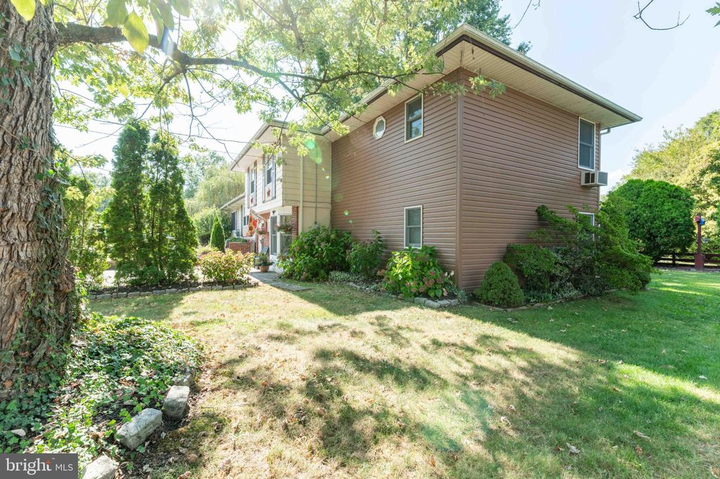 Photo of 10 Delaware Drive, SALEM, NJ 08079 (MLS # NJSA2016596)