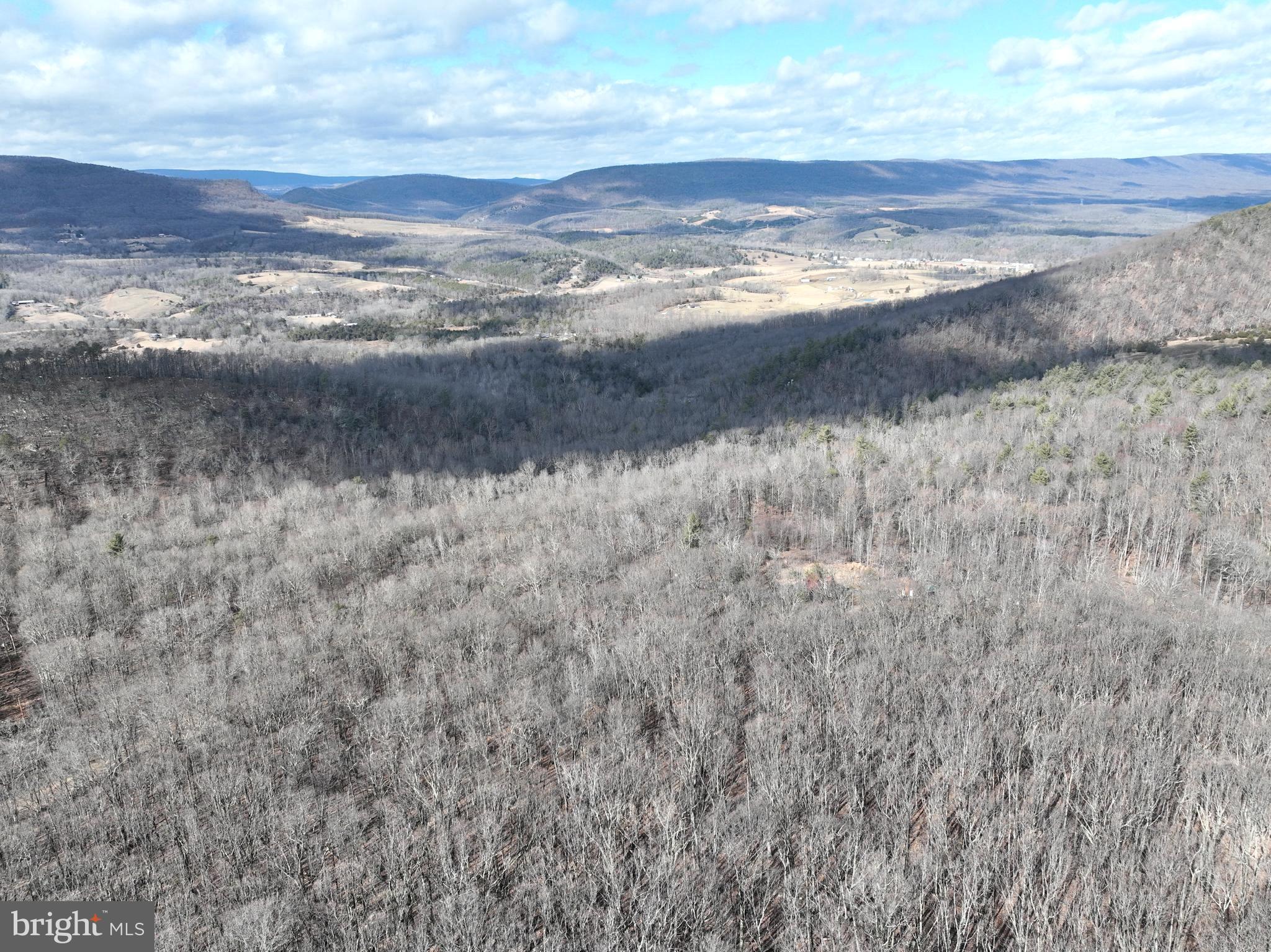 LOST RIVER GLEN - Land