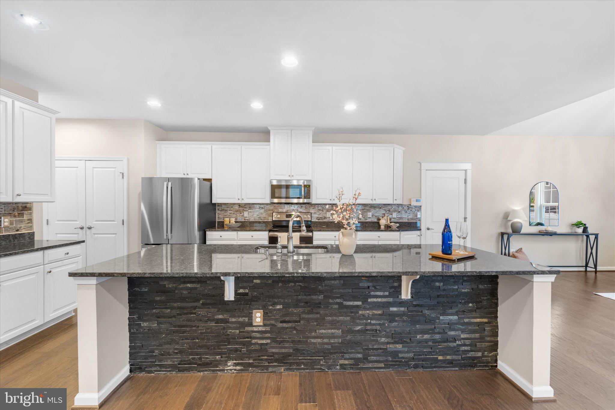 MINTBROOK - Residential