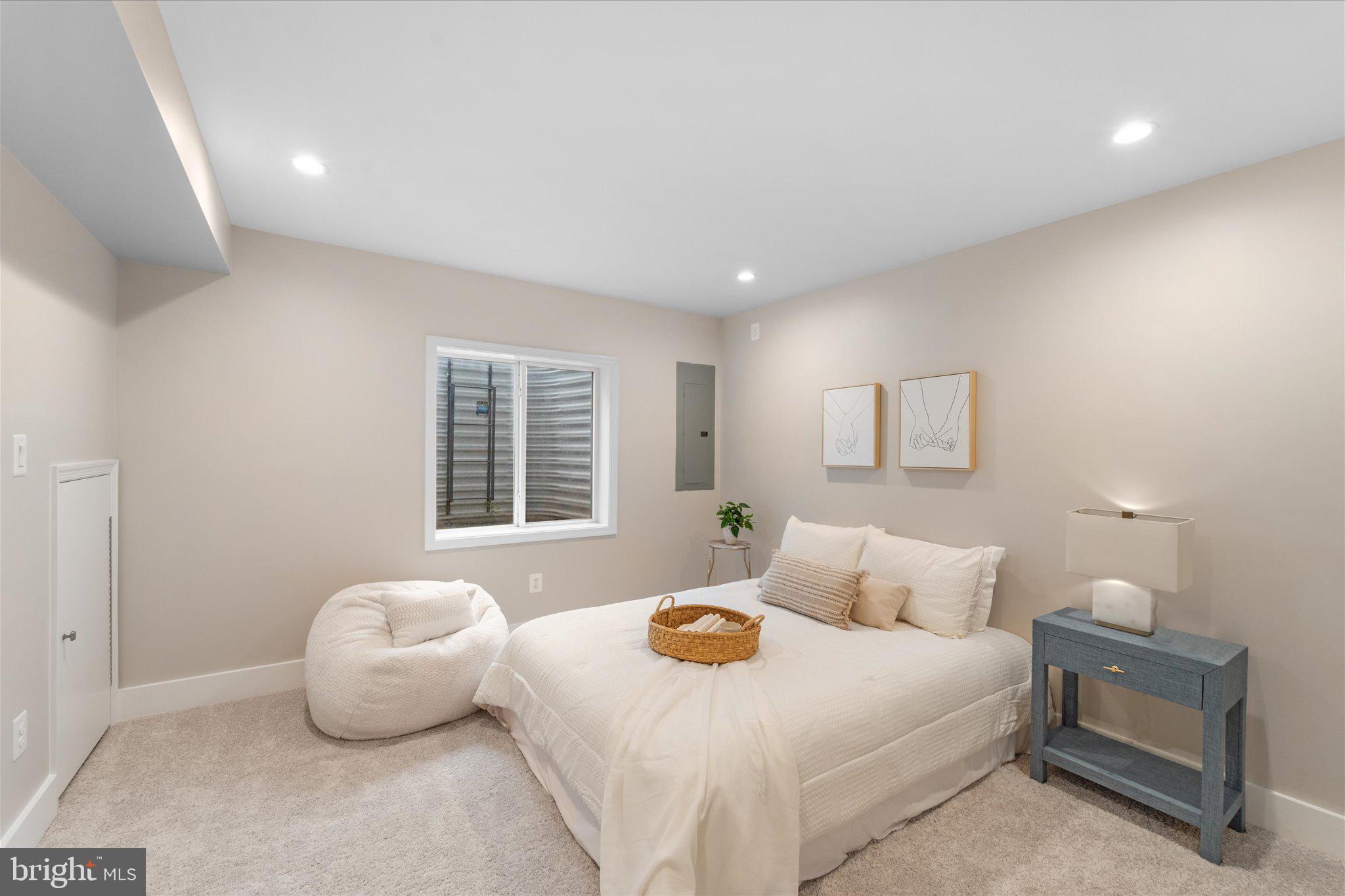 MINTBROOK - Residential