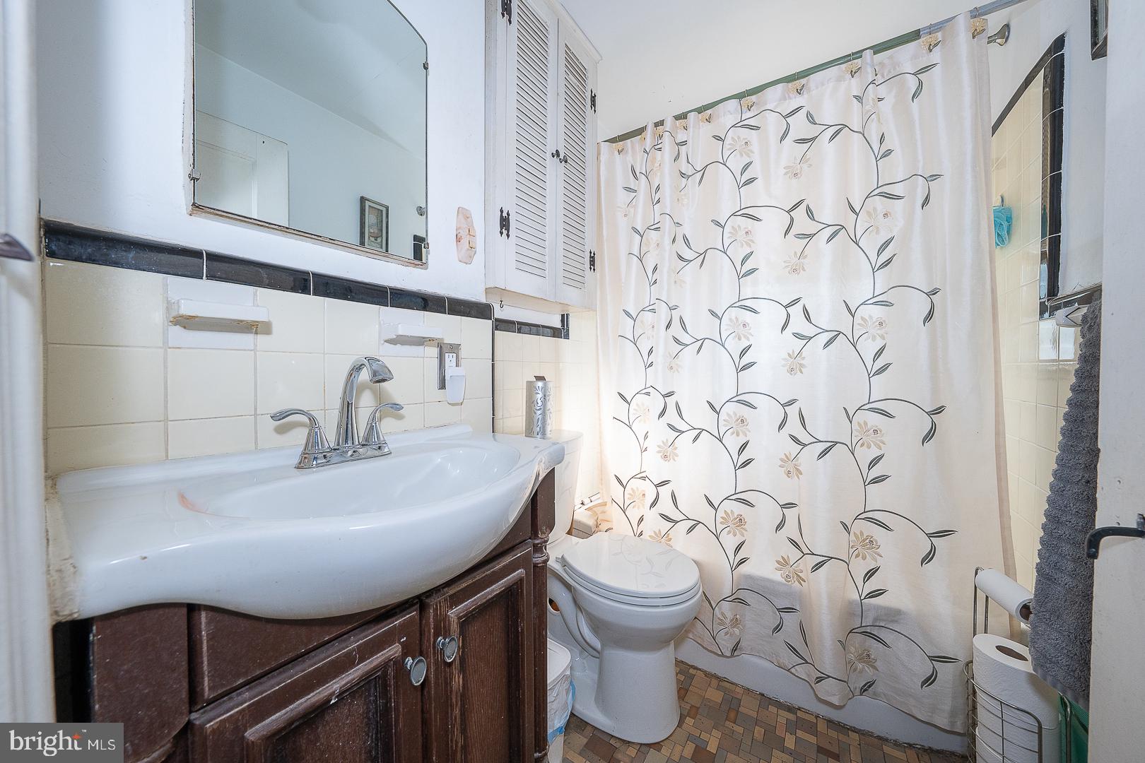 BEVERLY - Residential
