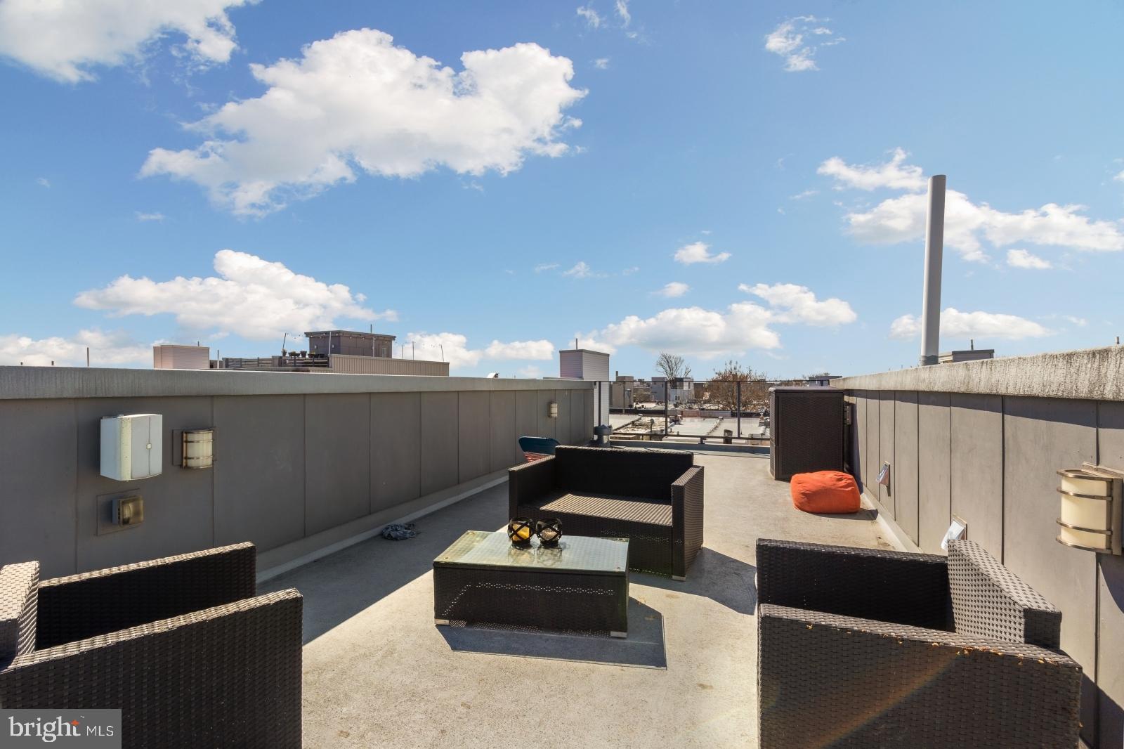 POINT BREEZE - Residential