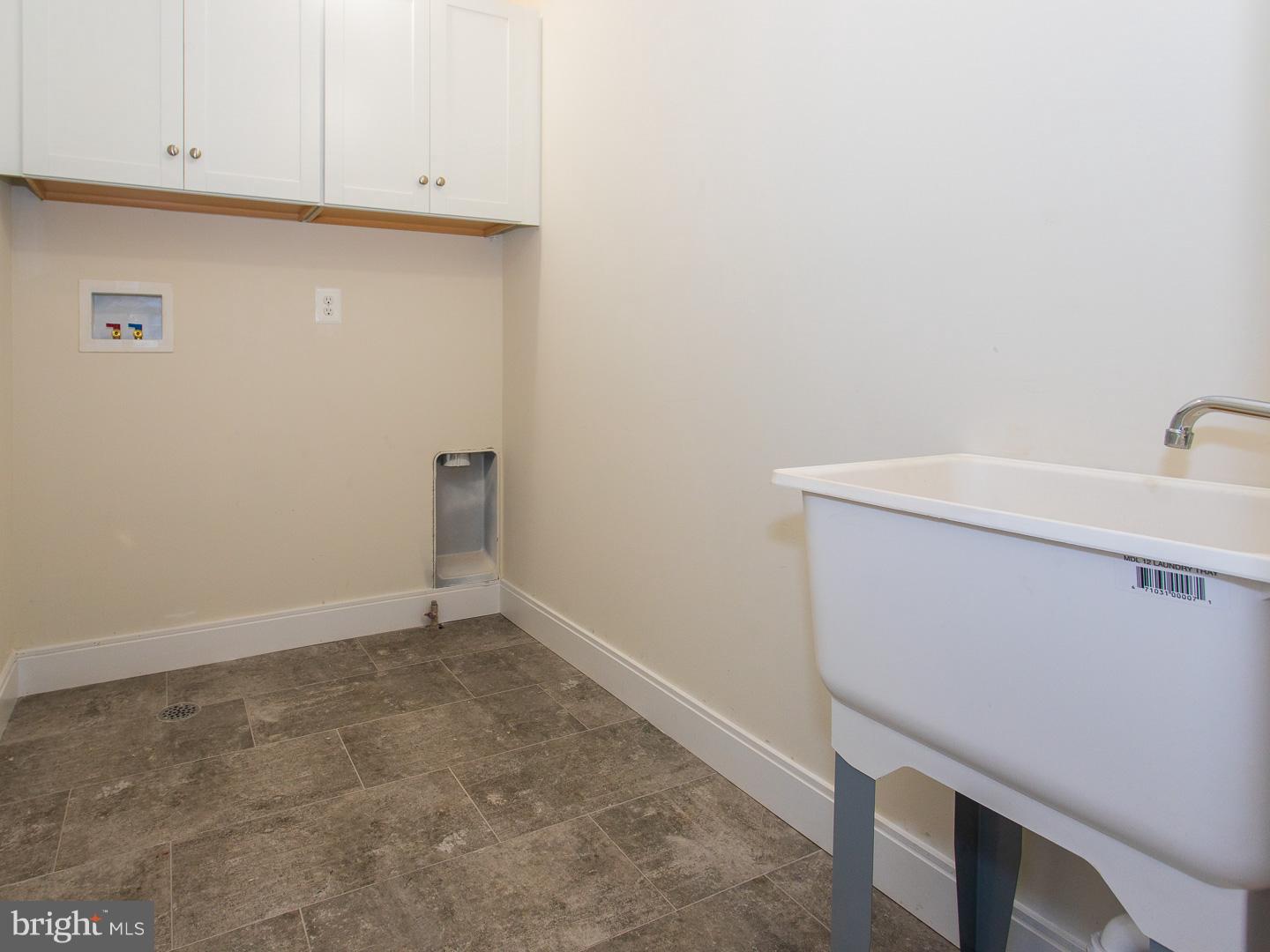 CALEY COURT ESTATES - Residential