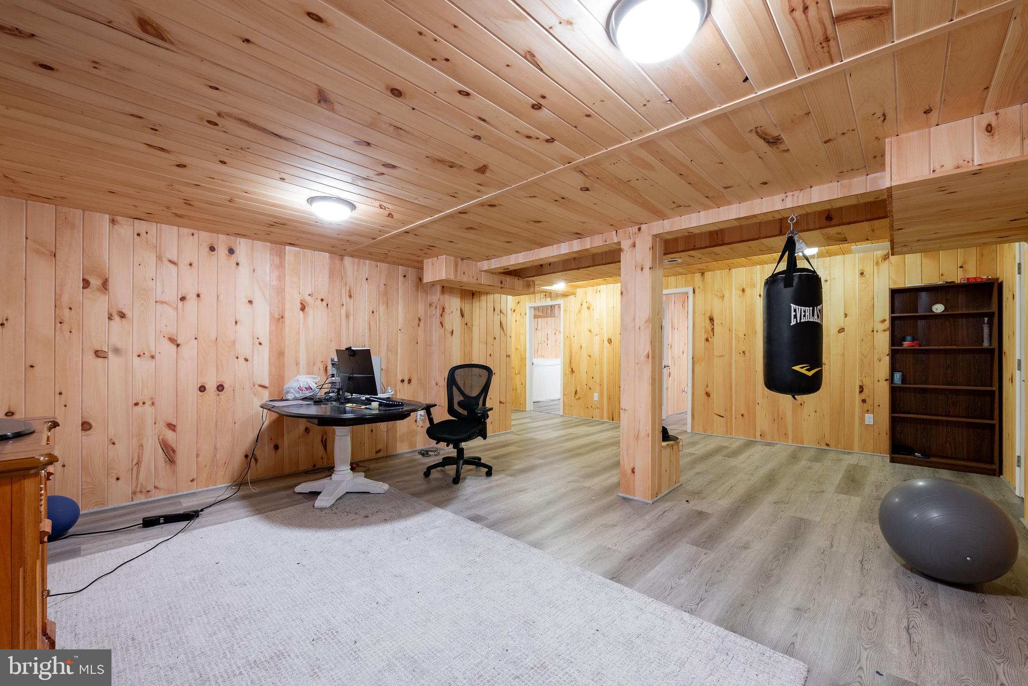 BARTONS GROVE - Residential