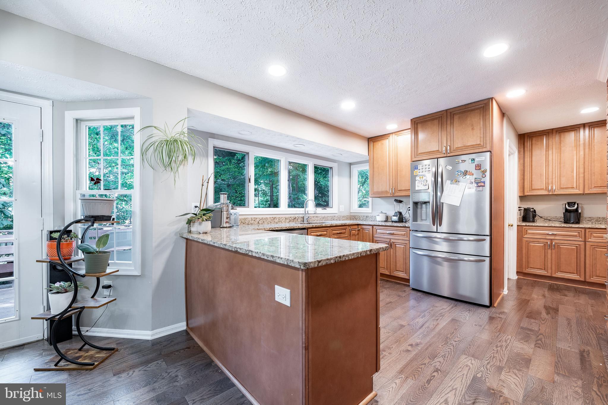 BARTONS GROVE - Residential