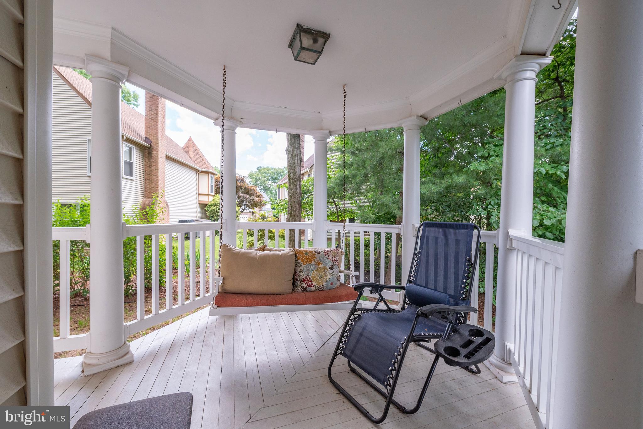 BARTONS GROVE - Residential