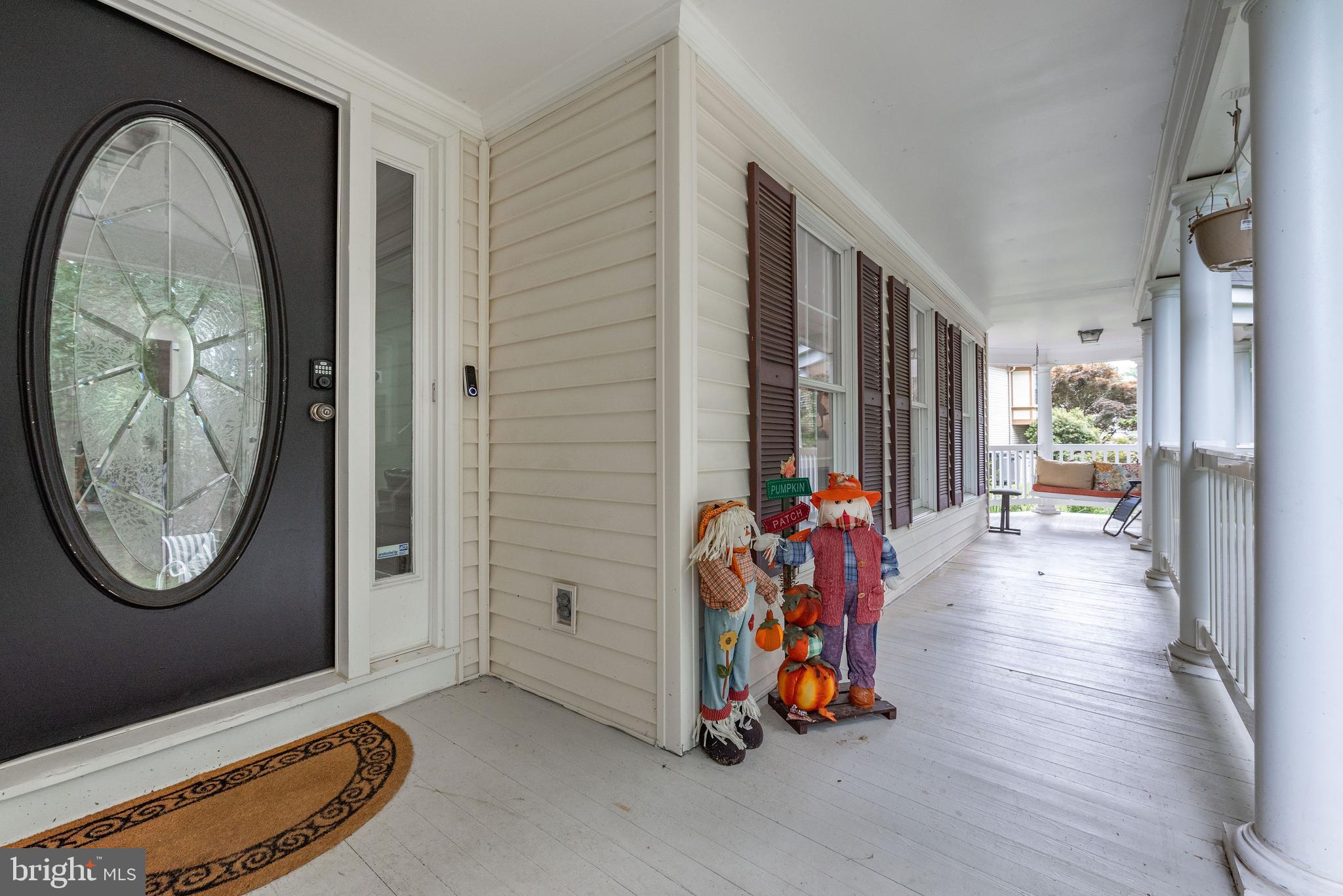 BARTONS GROVE - Residential