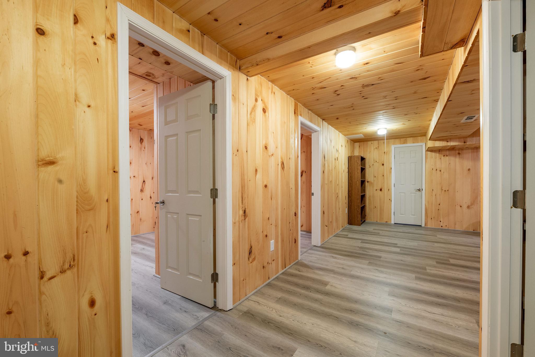 BARTONS GROVE - Residential