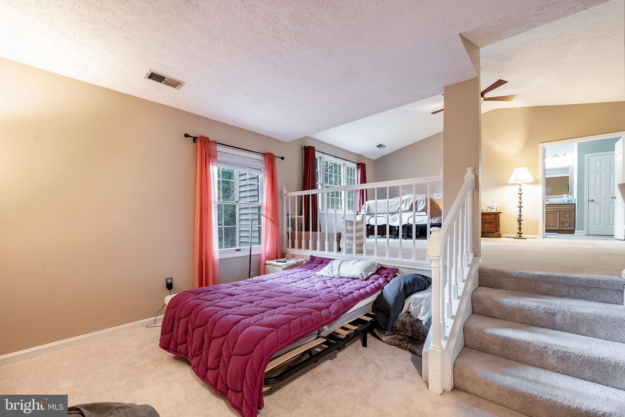 BARTONS GROVE - Residential