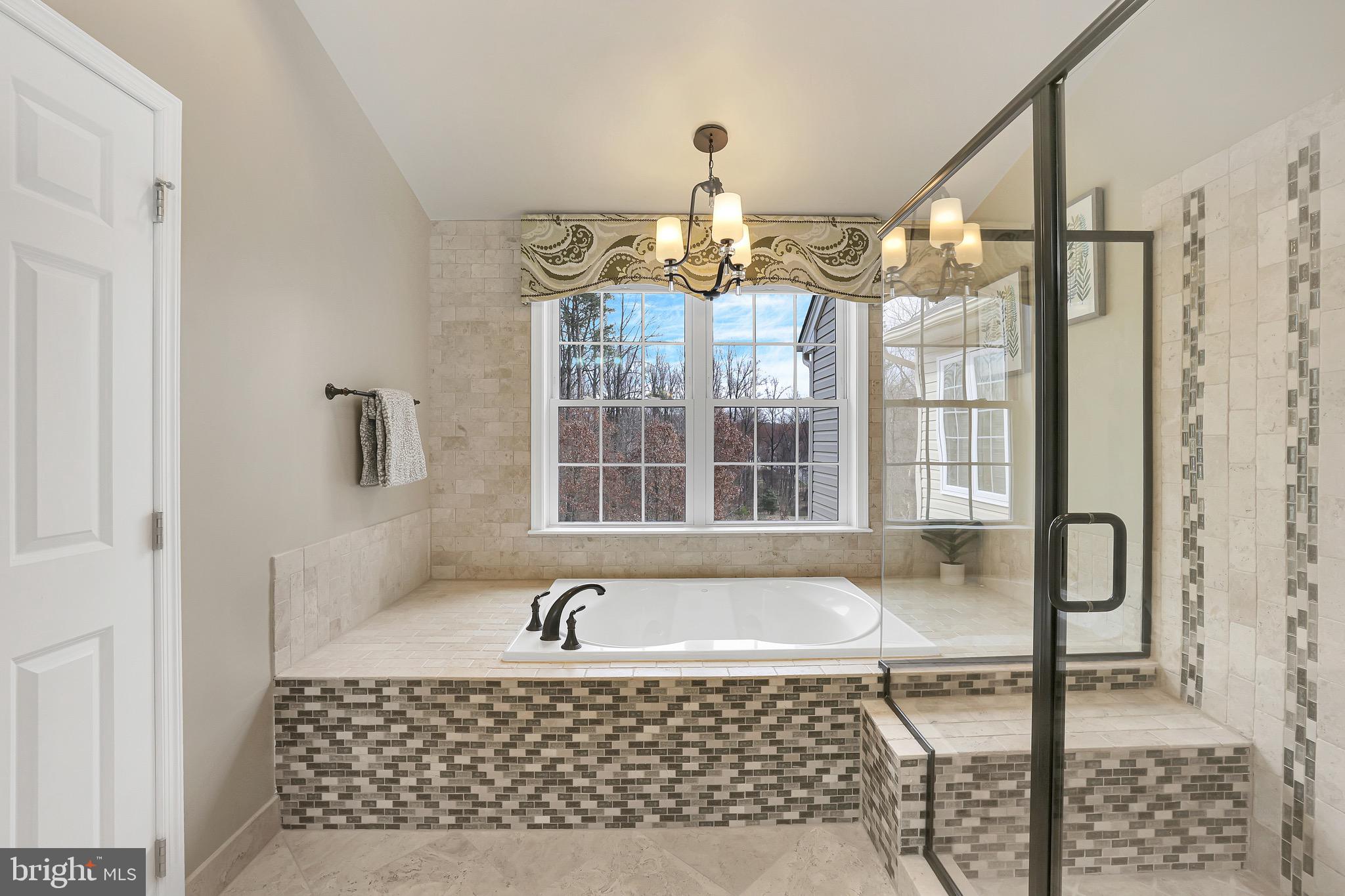 ARUNDEL FOREST - Residential