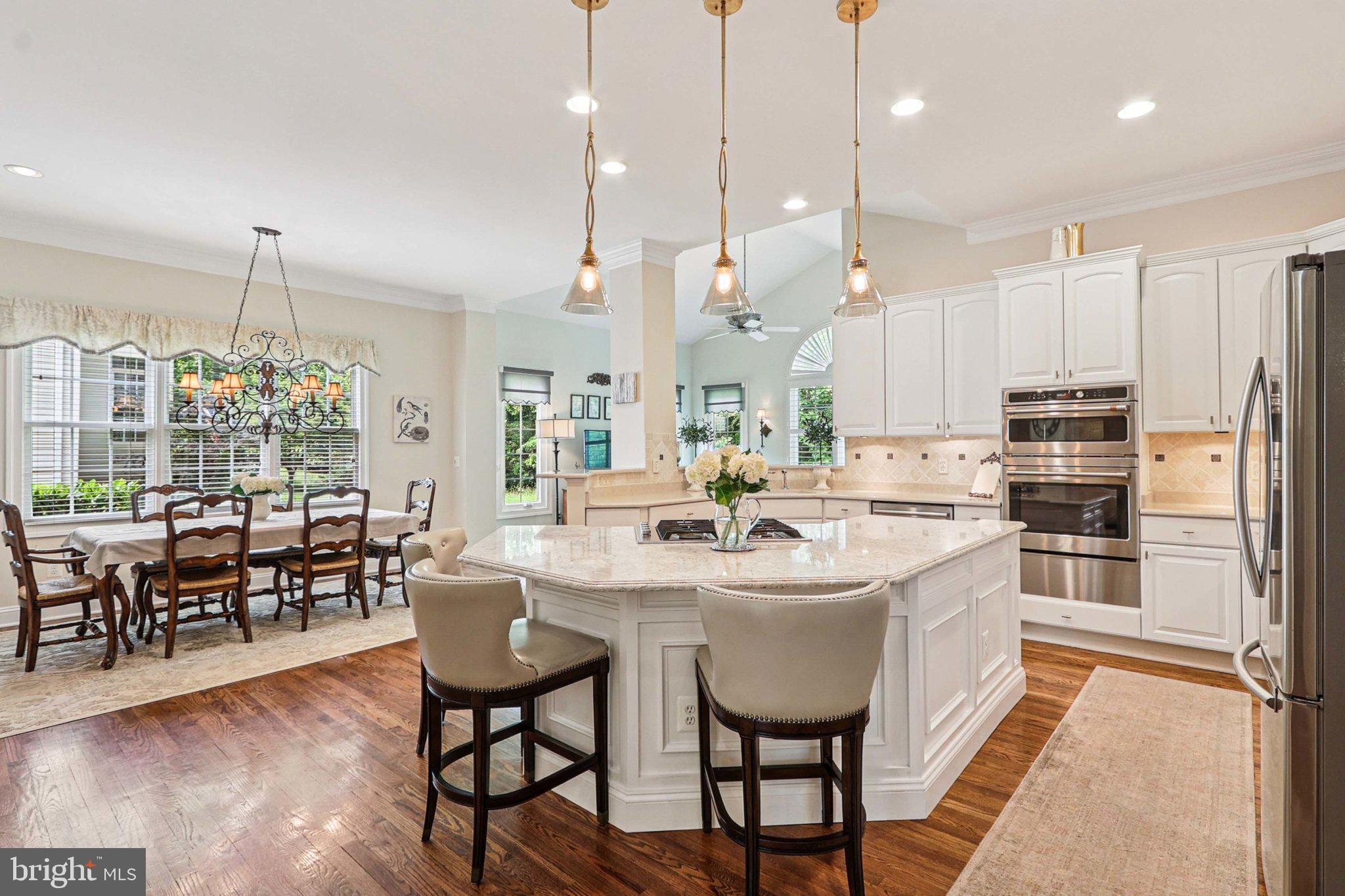 LOWES ISLAND - Residential