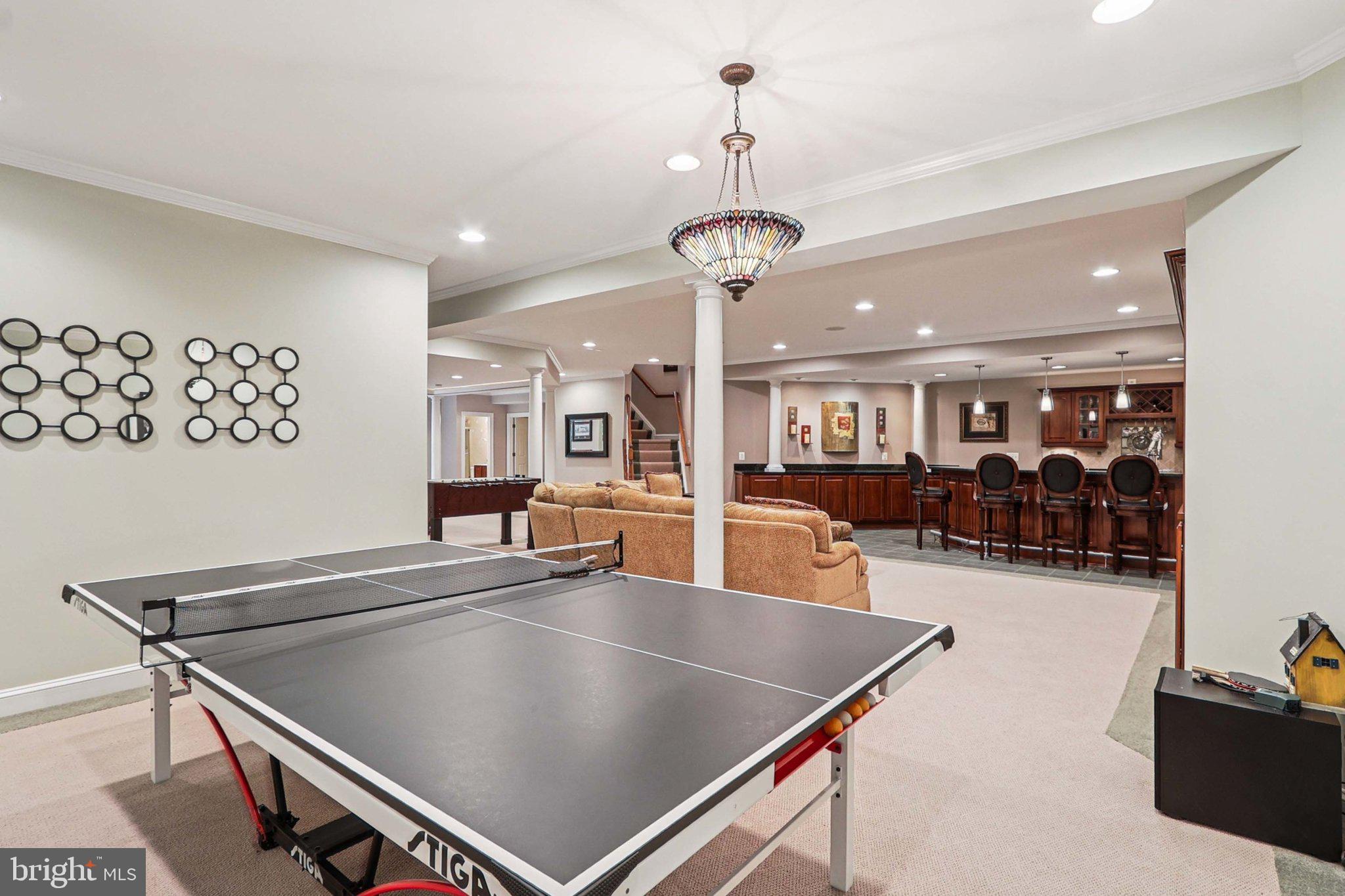 LOWES ISLAND - Residential