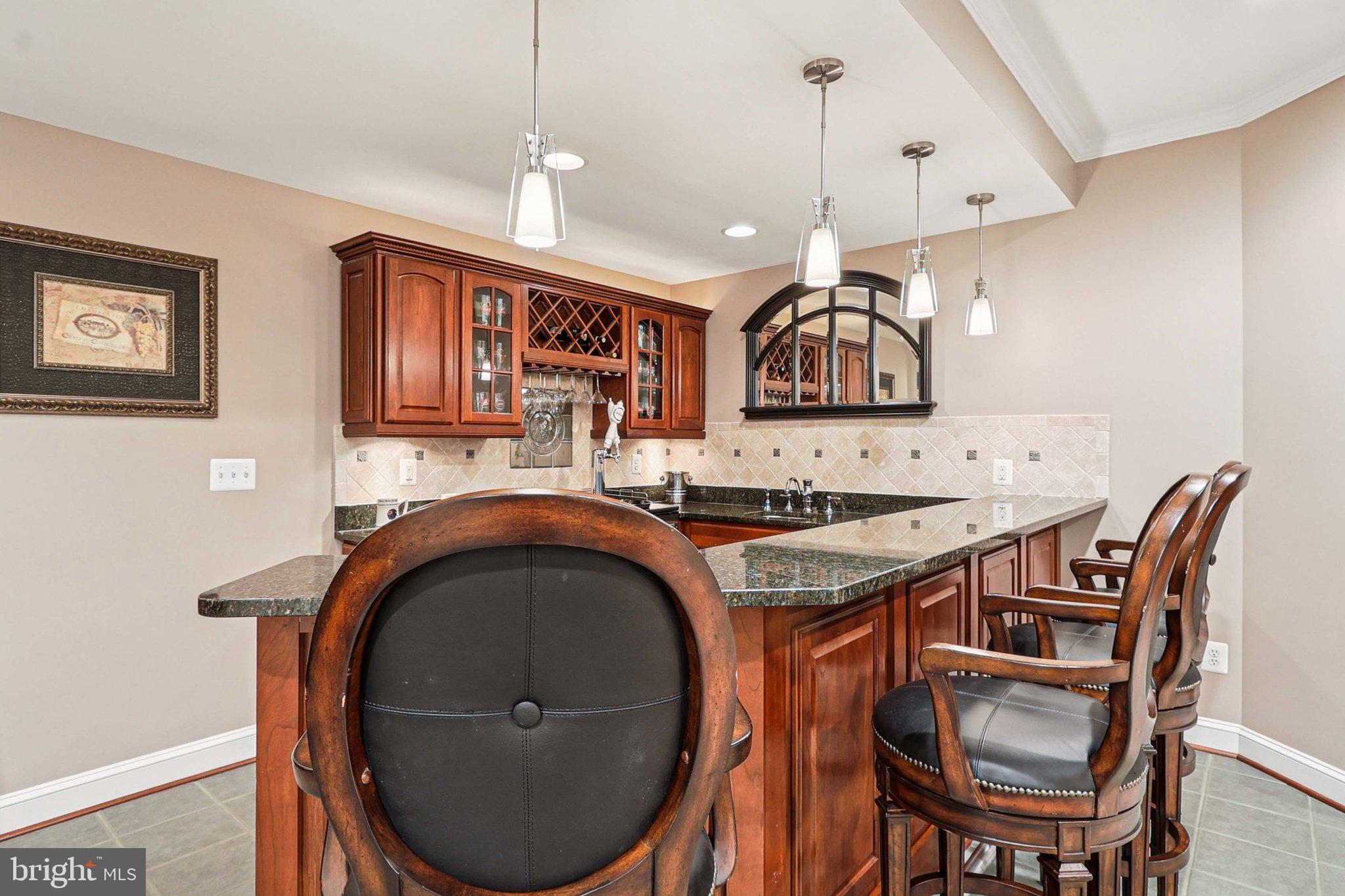 LOWES ISLAND - Residential