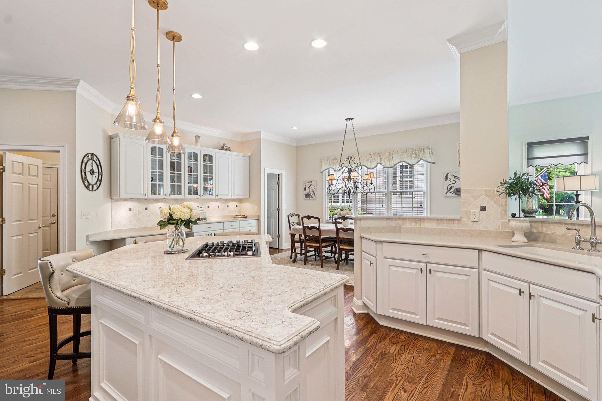 LOWES ISLAND - Residential