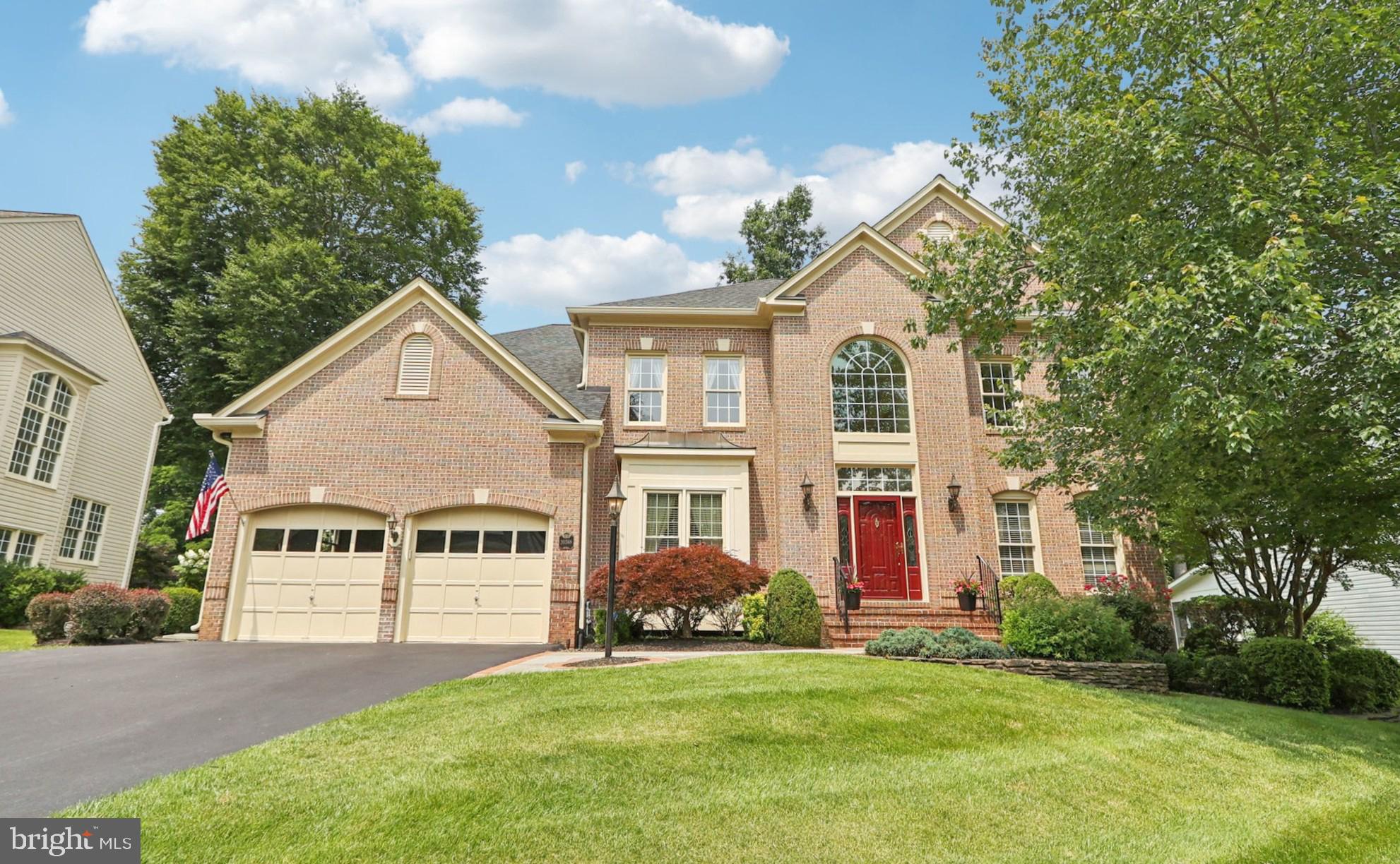 LOWES ISLAND - Residential