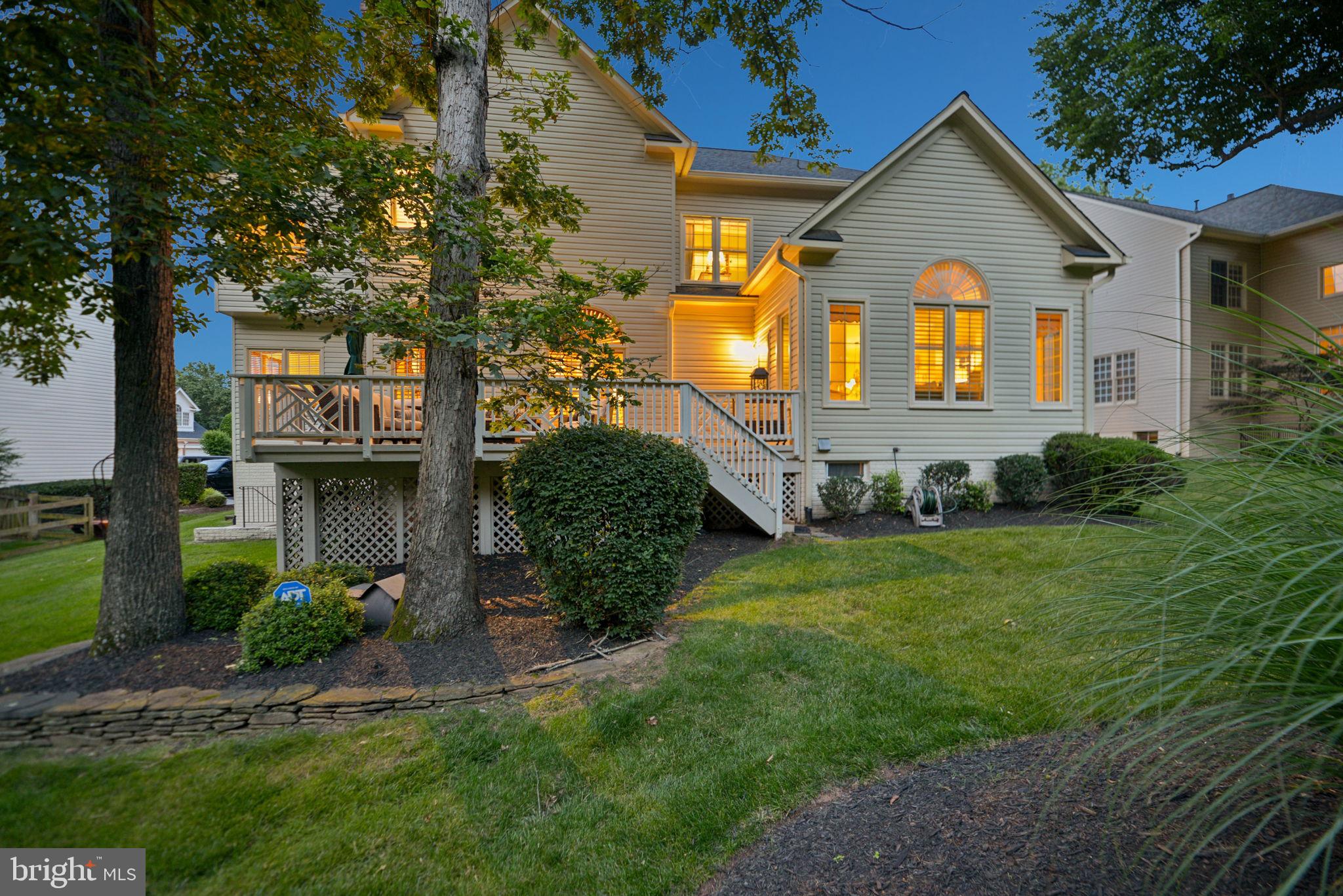 LOWES ISLAND - Residential