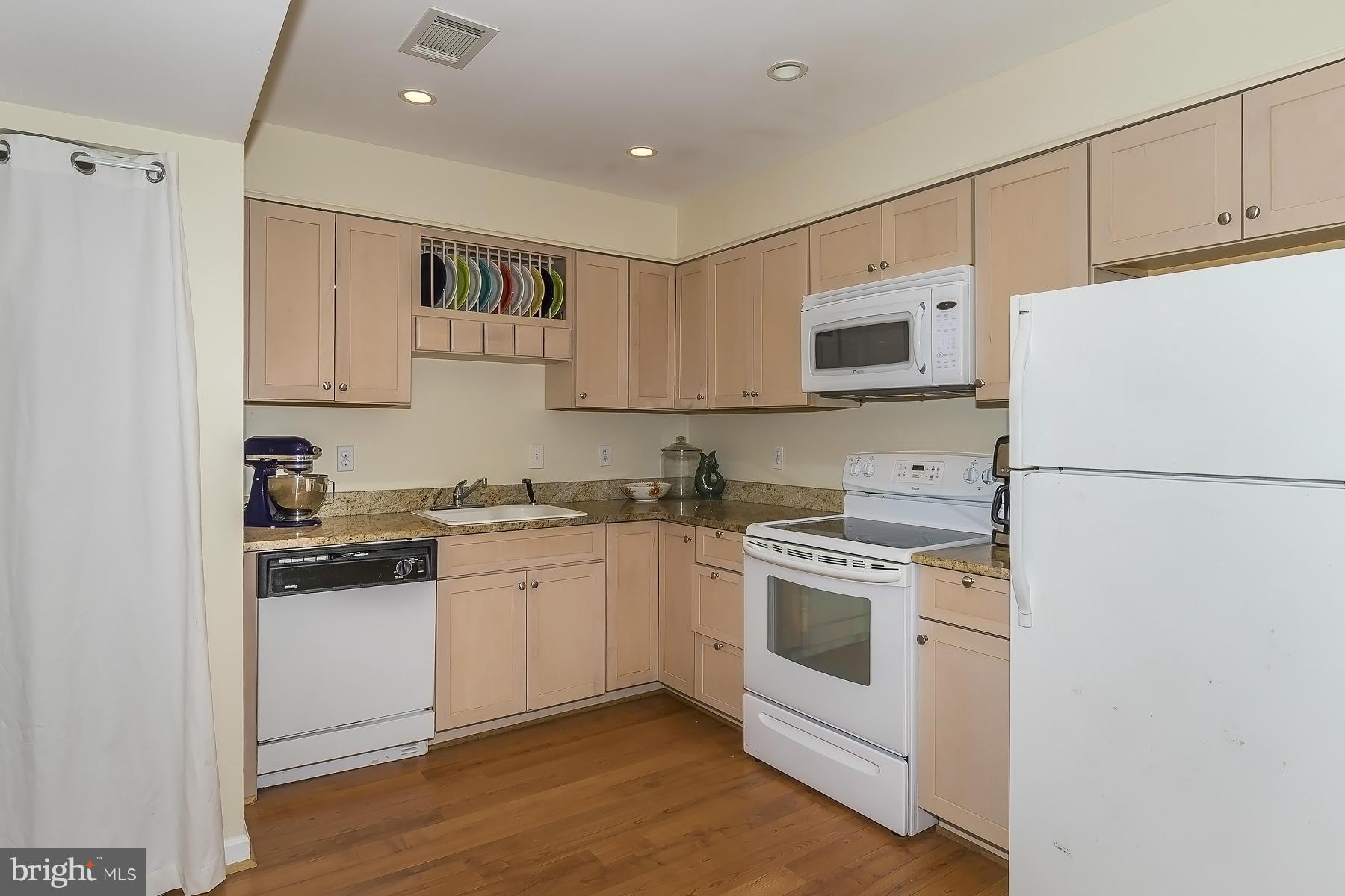 MAGOTHY ESTATES - Residential