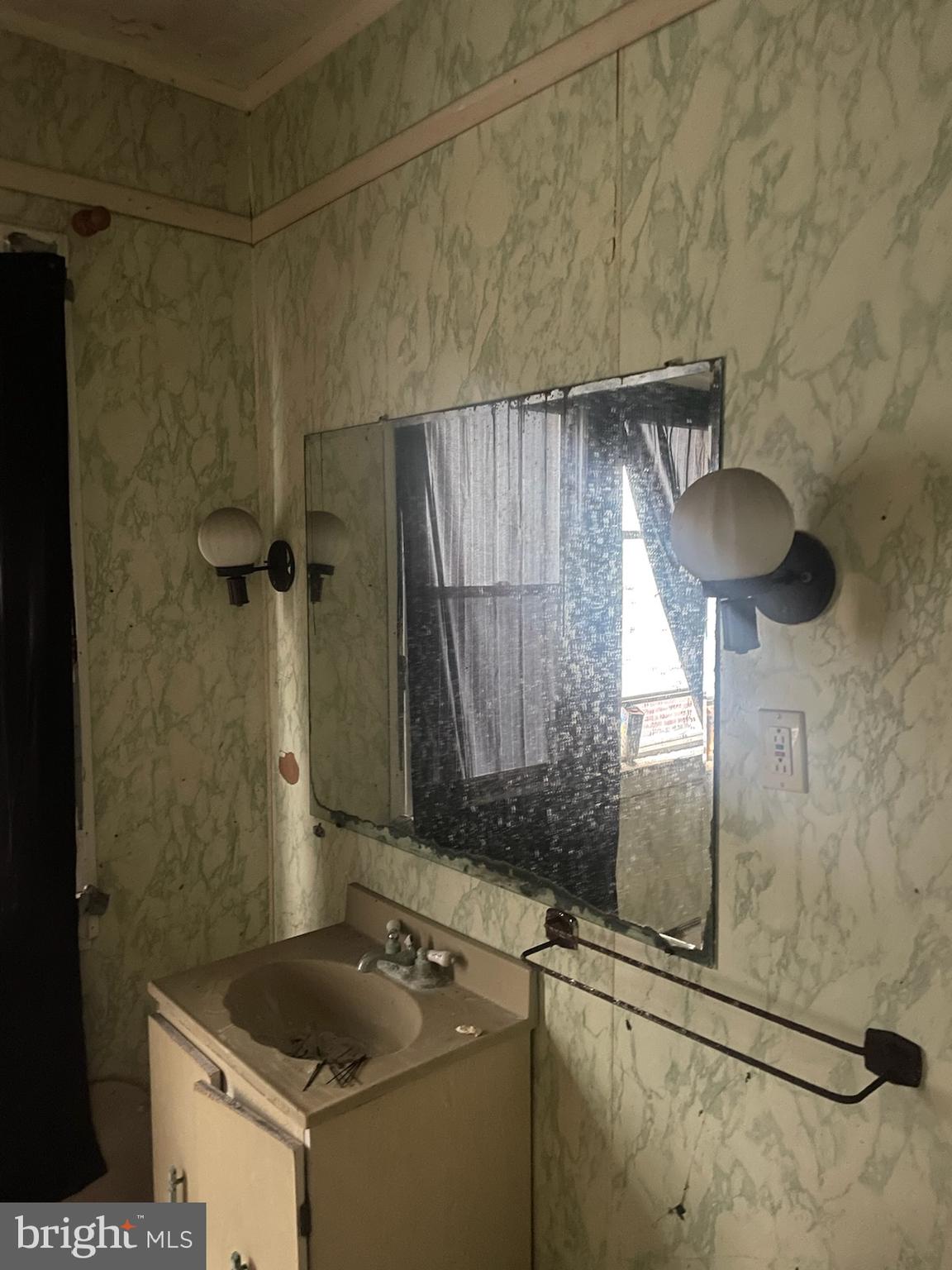 COBBS CREEK - Residential