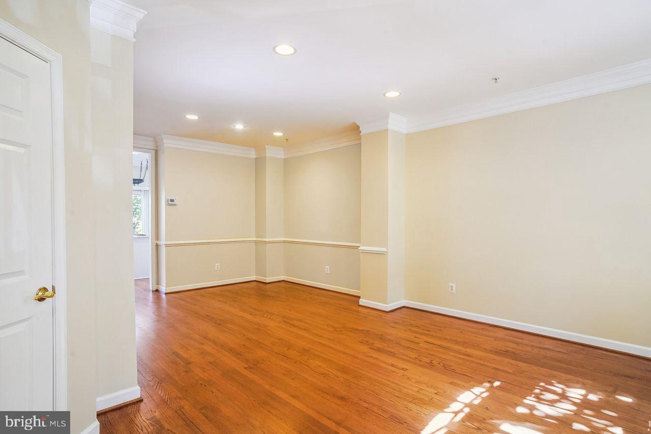 FALLSGROVE - Residential