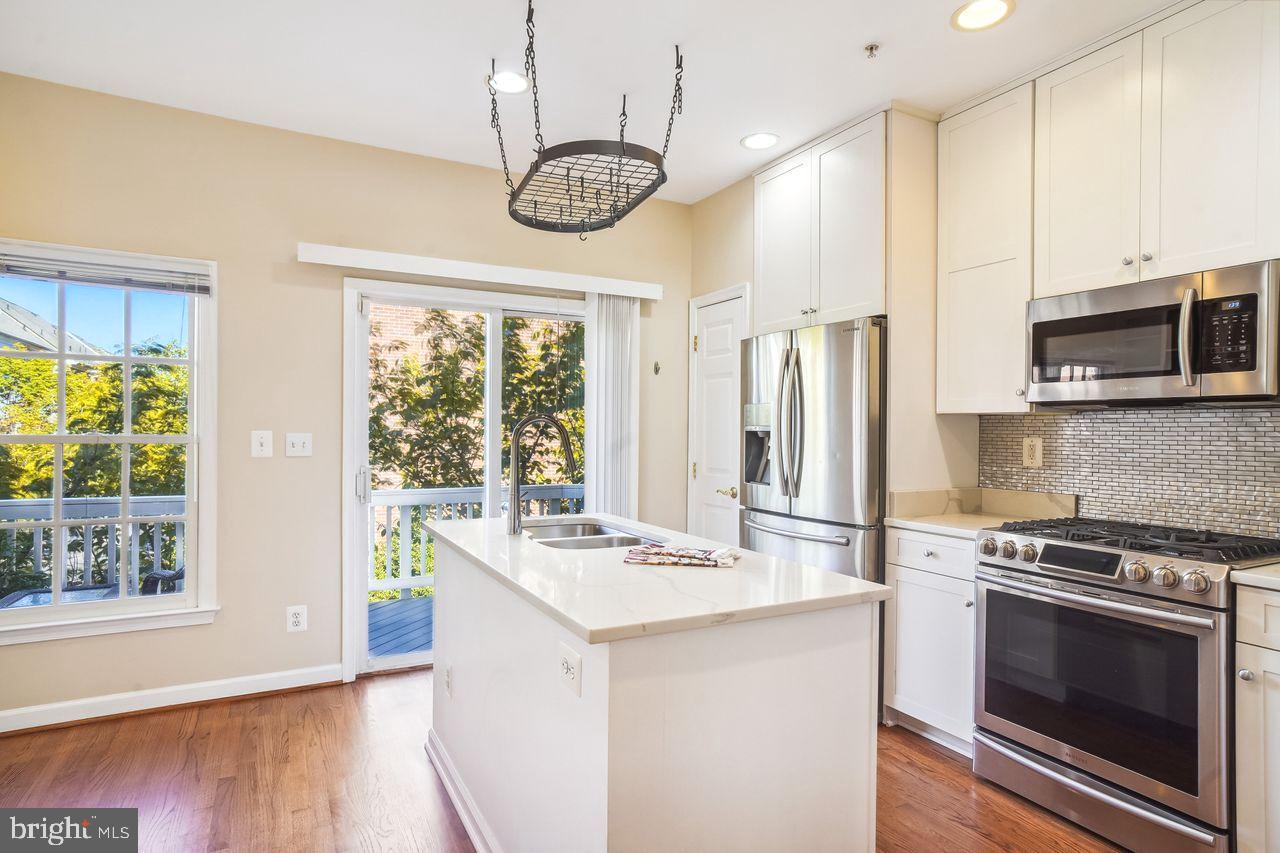 FALLSGROVE - Residential