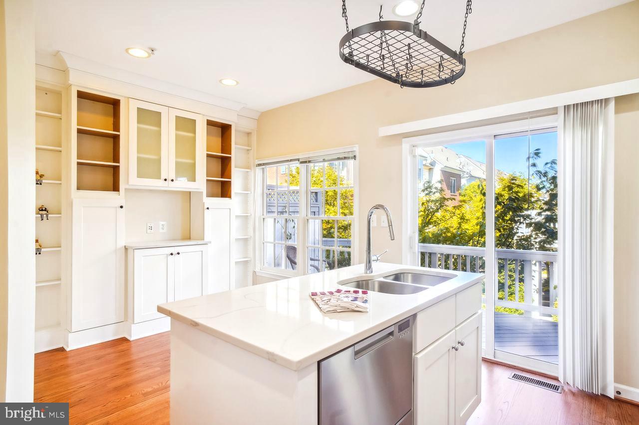 FALLSGROVE - Residential