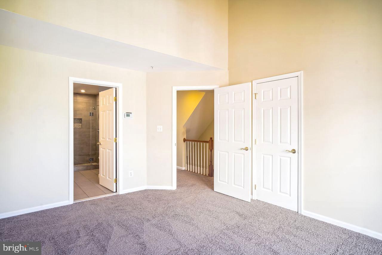 FALLSGROVE - Residential