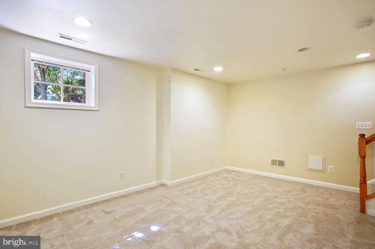 FALLSGROVE - Residential