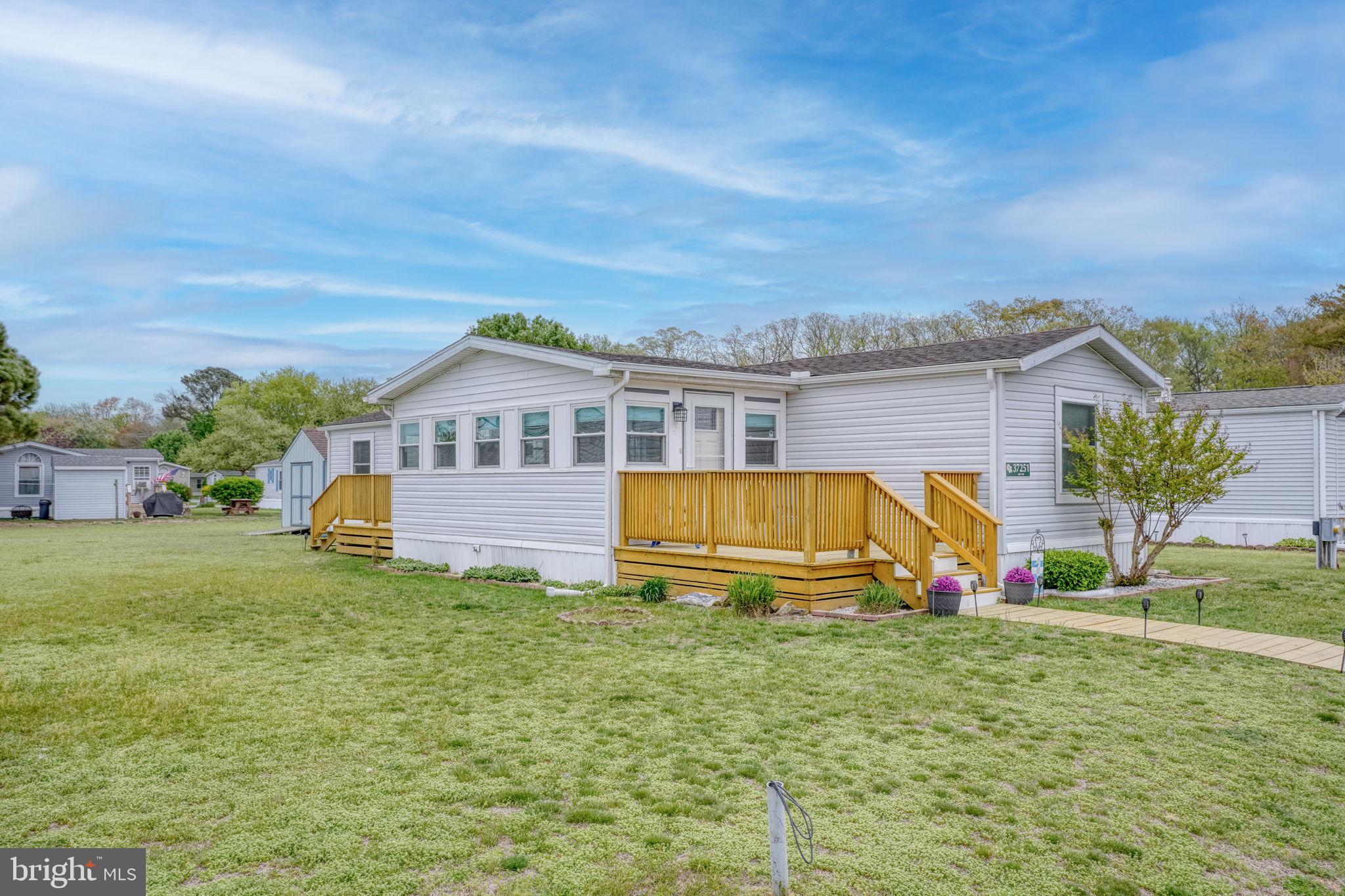 SHADY PARK - Residential