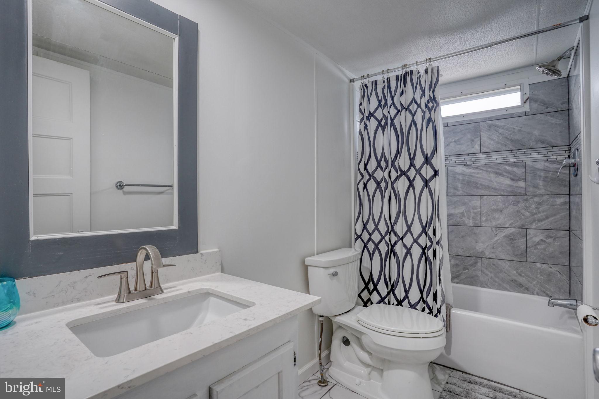 SHADY PARK - Residential