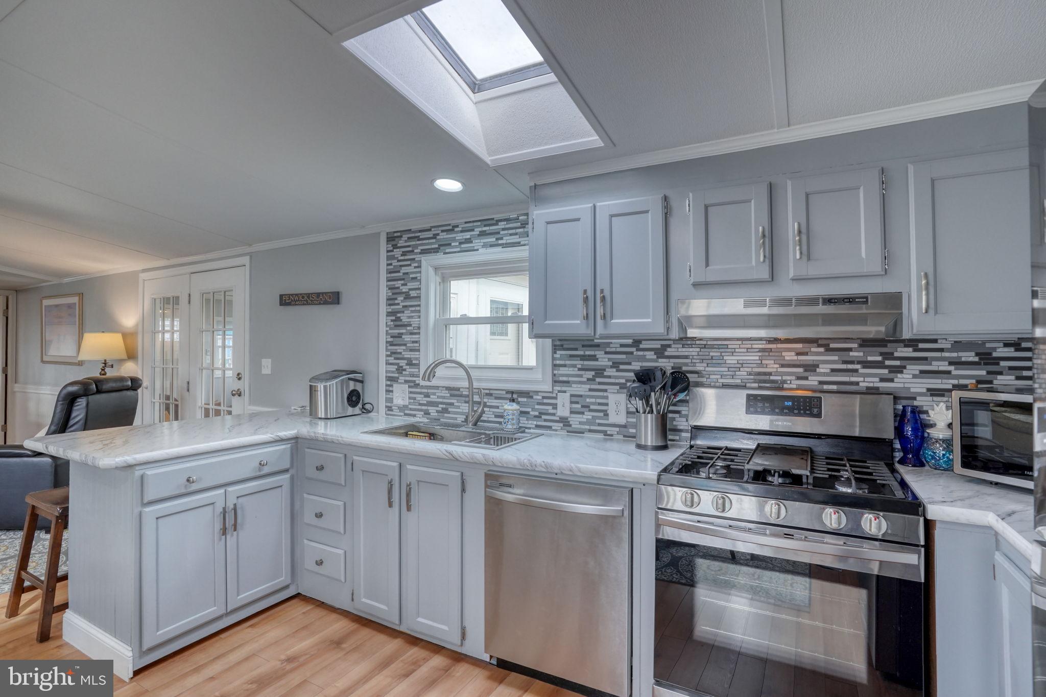 SHADY PARK - Residential