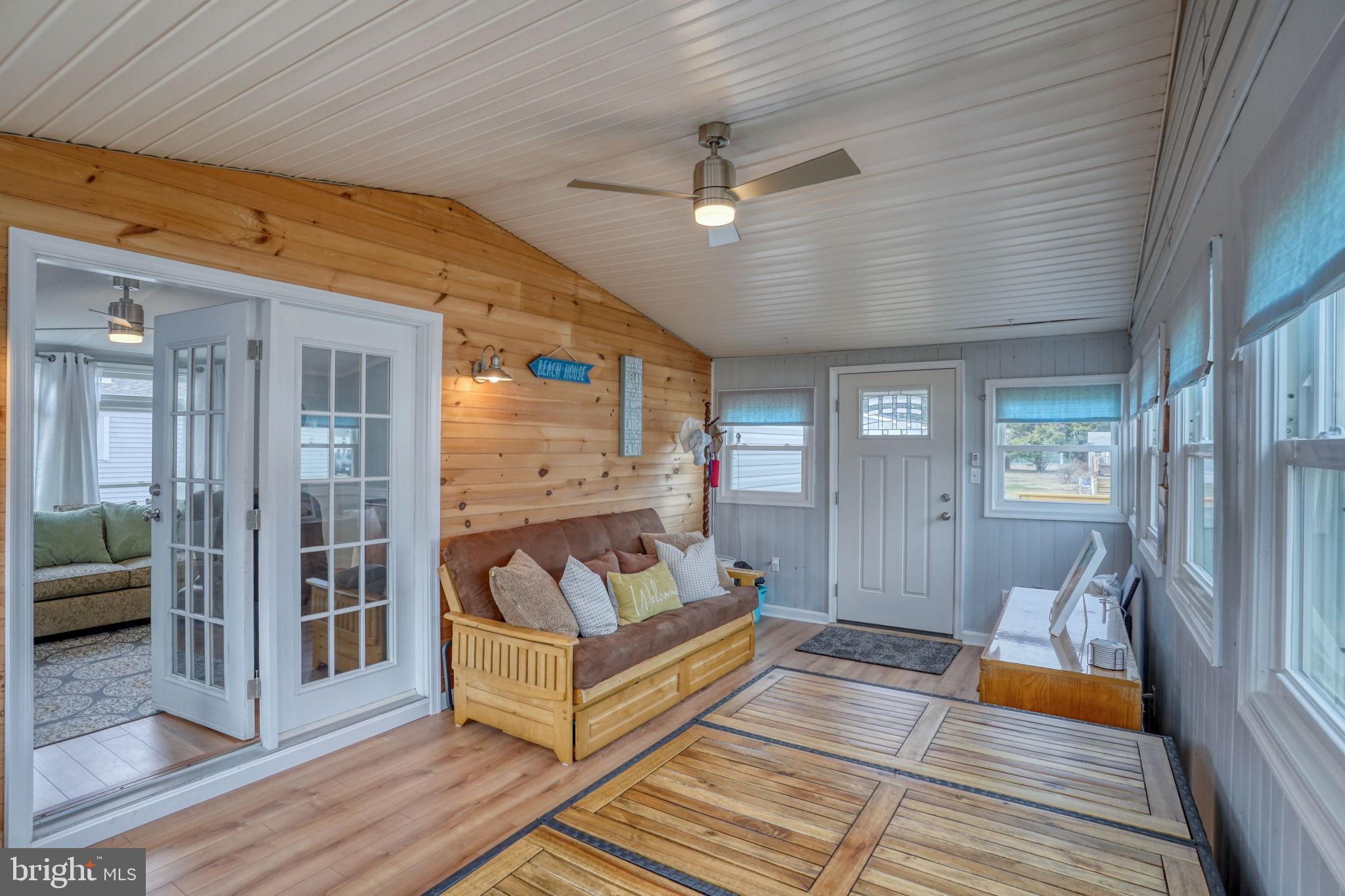 SHADY PARK - Residential