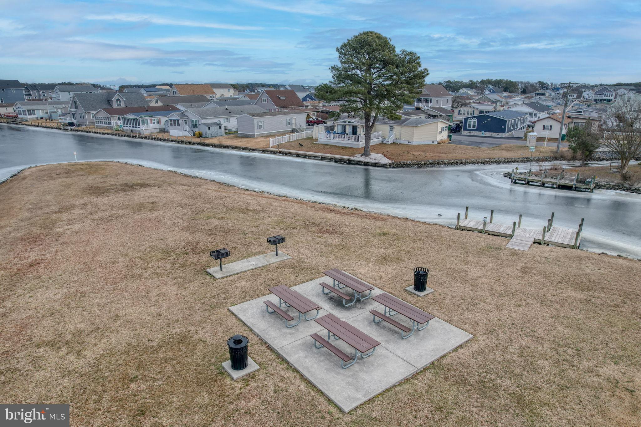 SHADY PARK - Residential