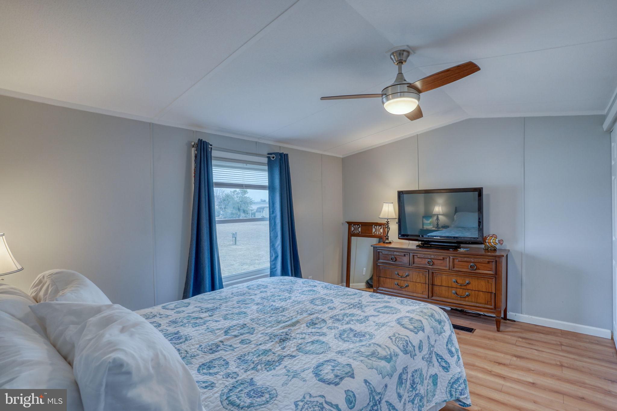 SHADY PARK - Residential