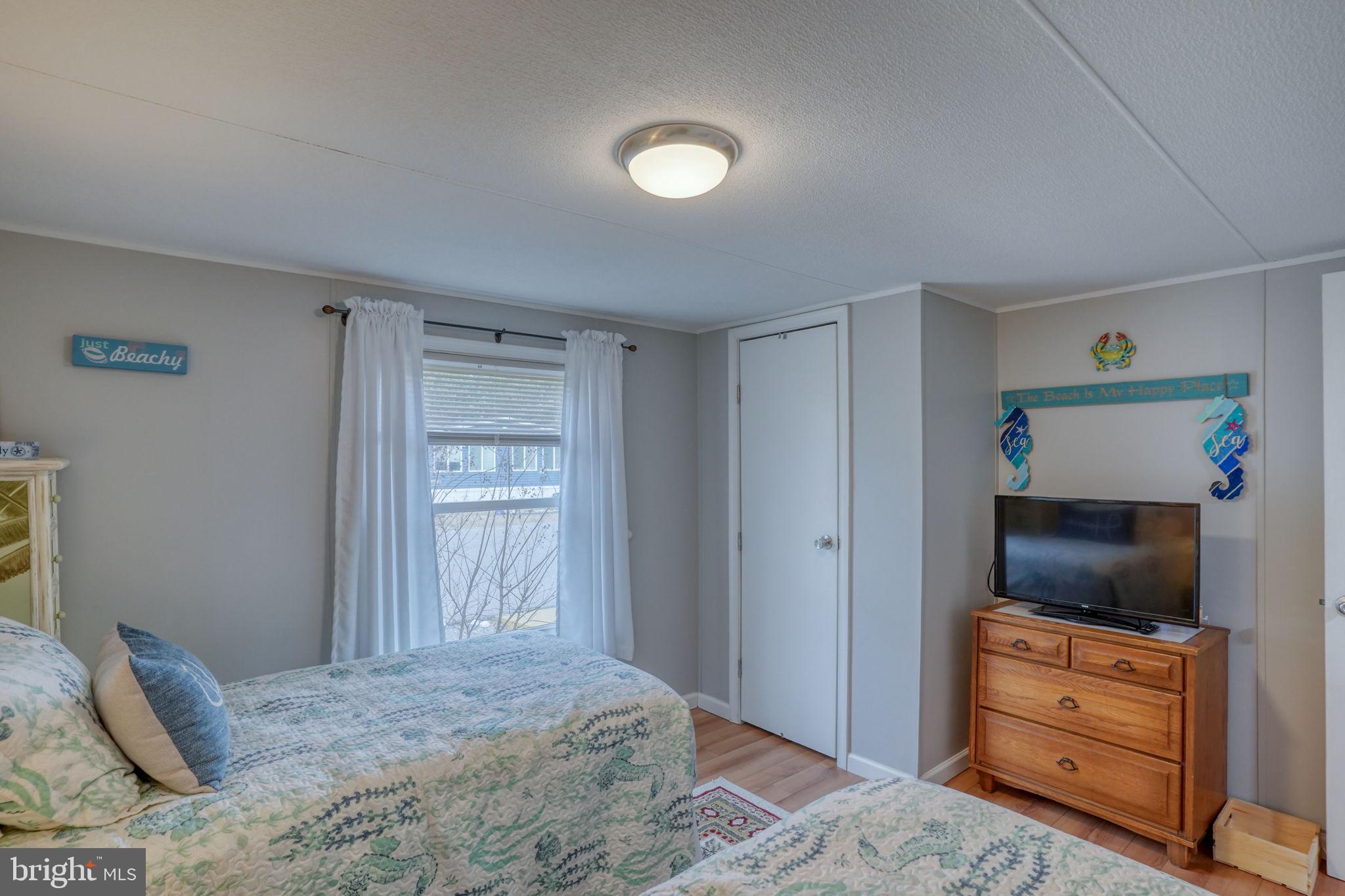 SHADY PARK - Residential